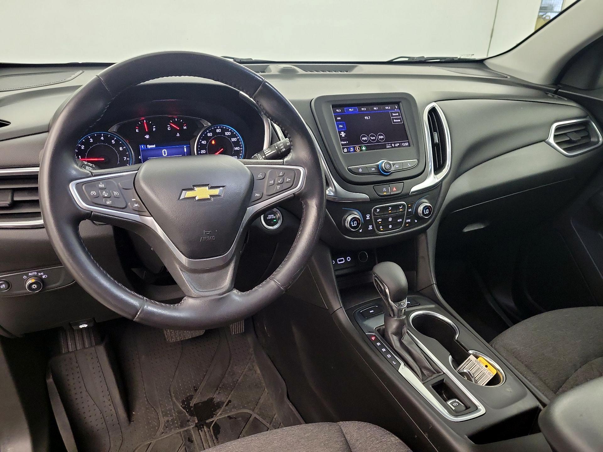 Thumbnail: 2022 Chevrolet Equinox - 8