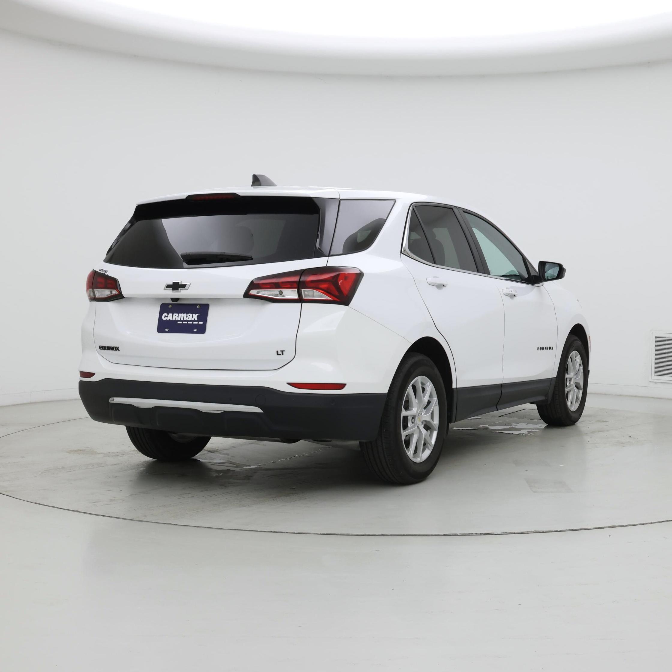 Thumbnail: 2022 Chevrolet Equinox - 8