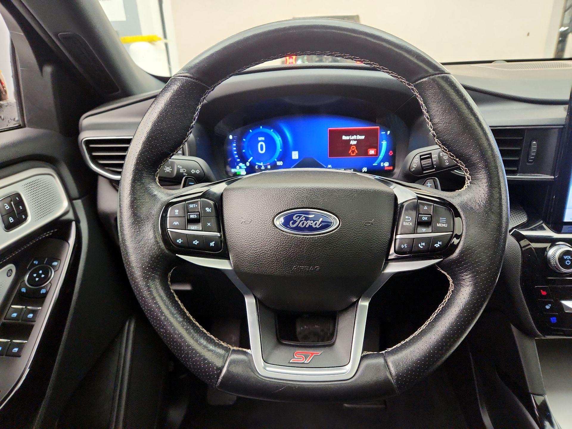 Thumbnail: 2023 Ford Explorer - 10