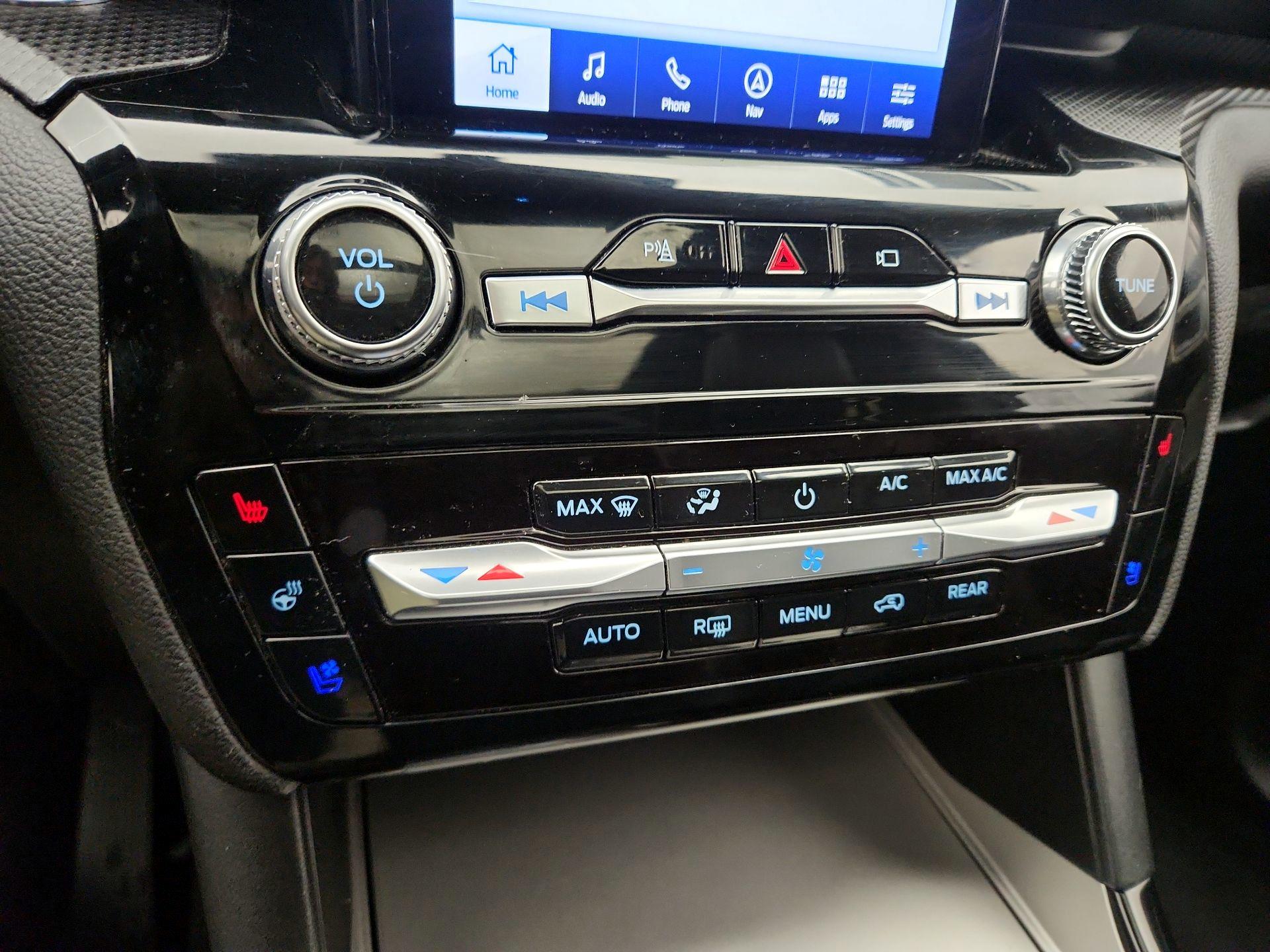 Thumbnail: 2023 Ford Explorer - 17