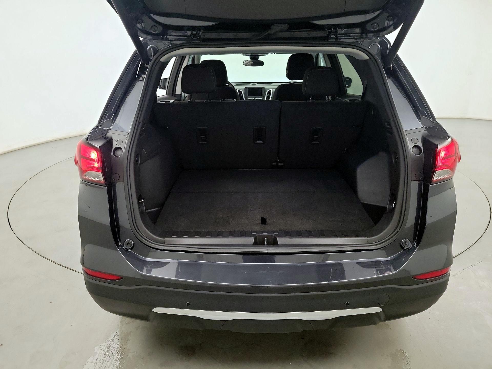 Thumbnail: 2023 Chevrolet Equinox - 17