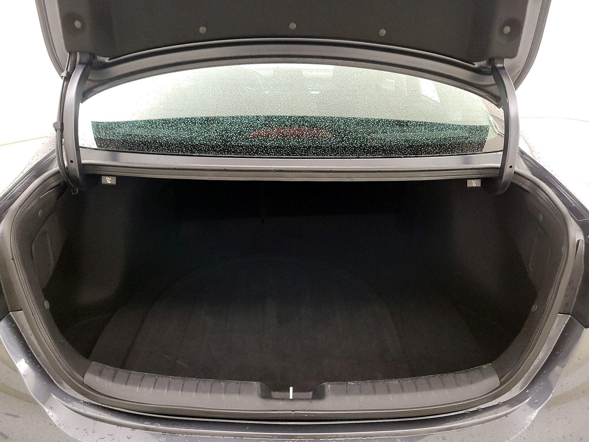 Thumbnail: 2023 Kia Forte - 20