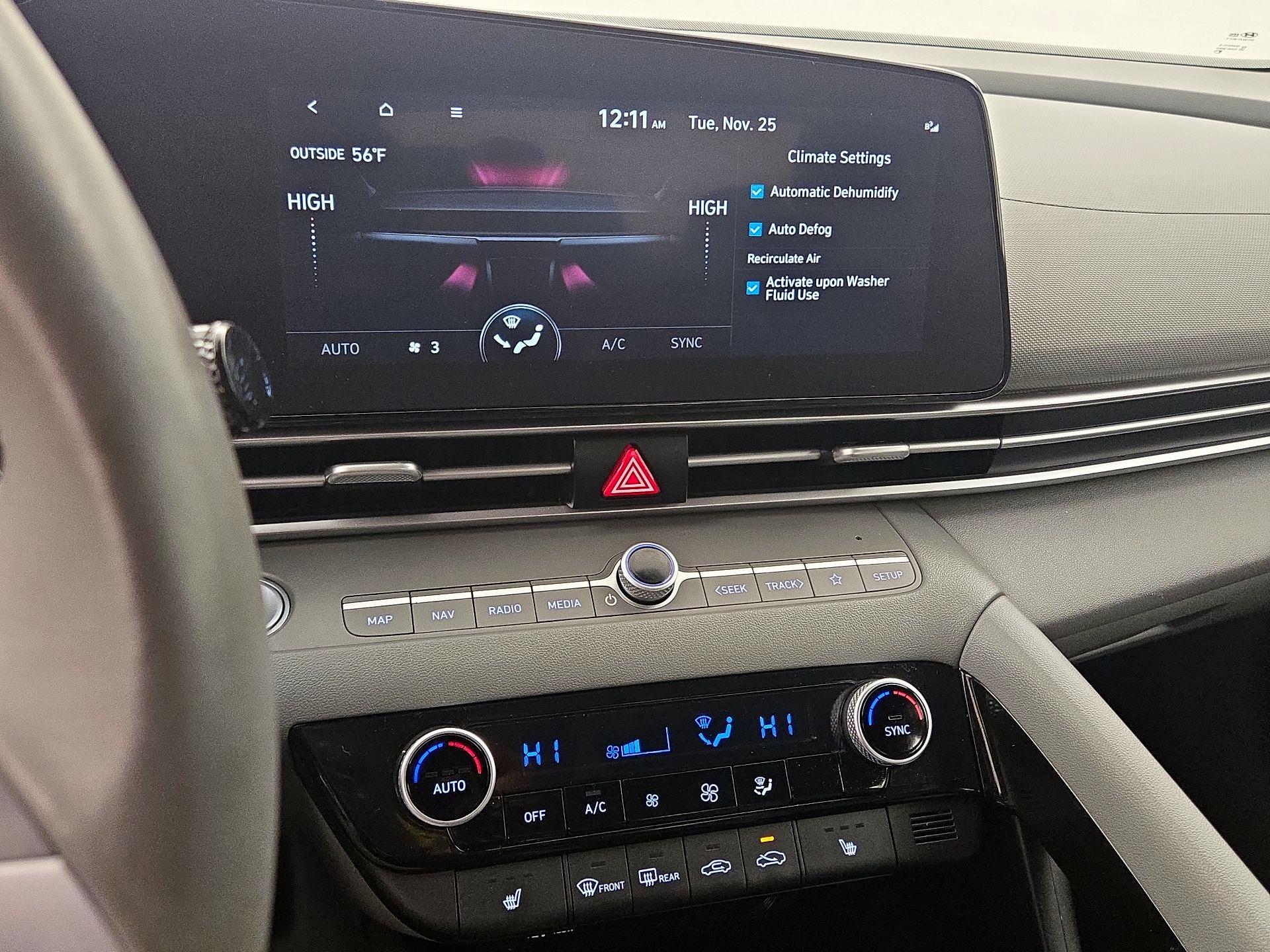 Thumbnail: 2023 Hyundai Elantra - 17