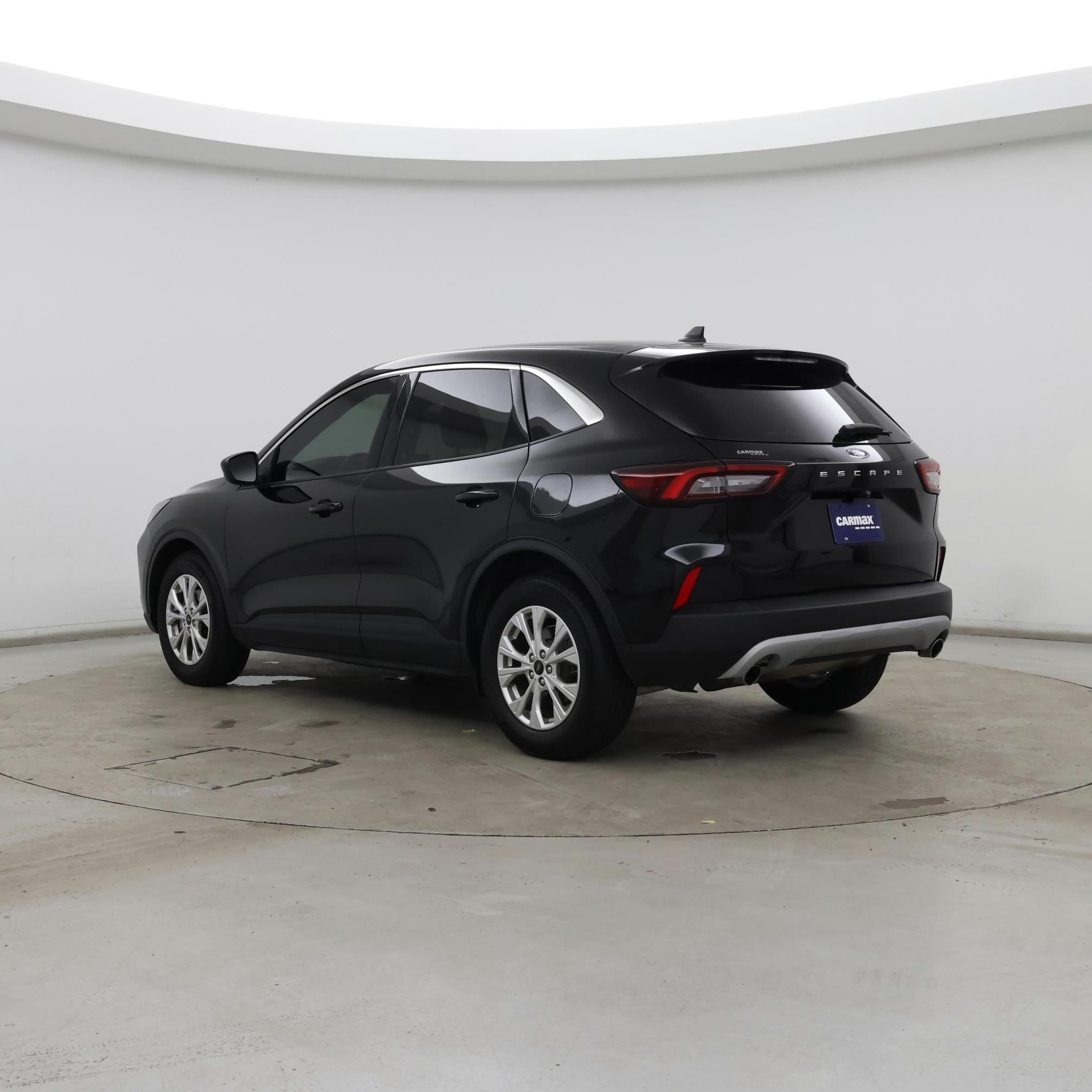 Thumbnail: 2023 Ford Escape - 2