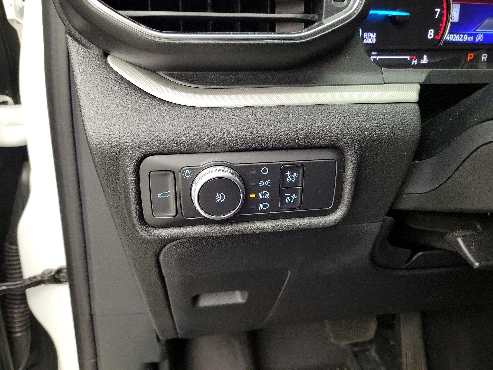 Thumbnail: 2020 Ford Explorer - 13