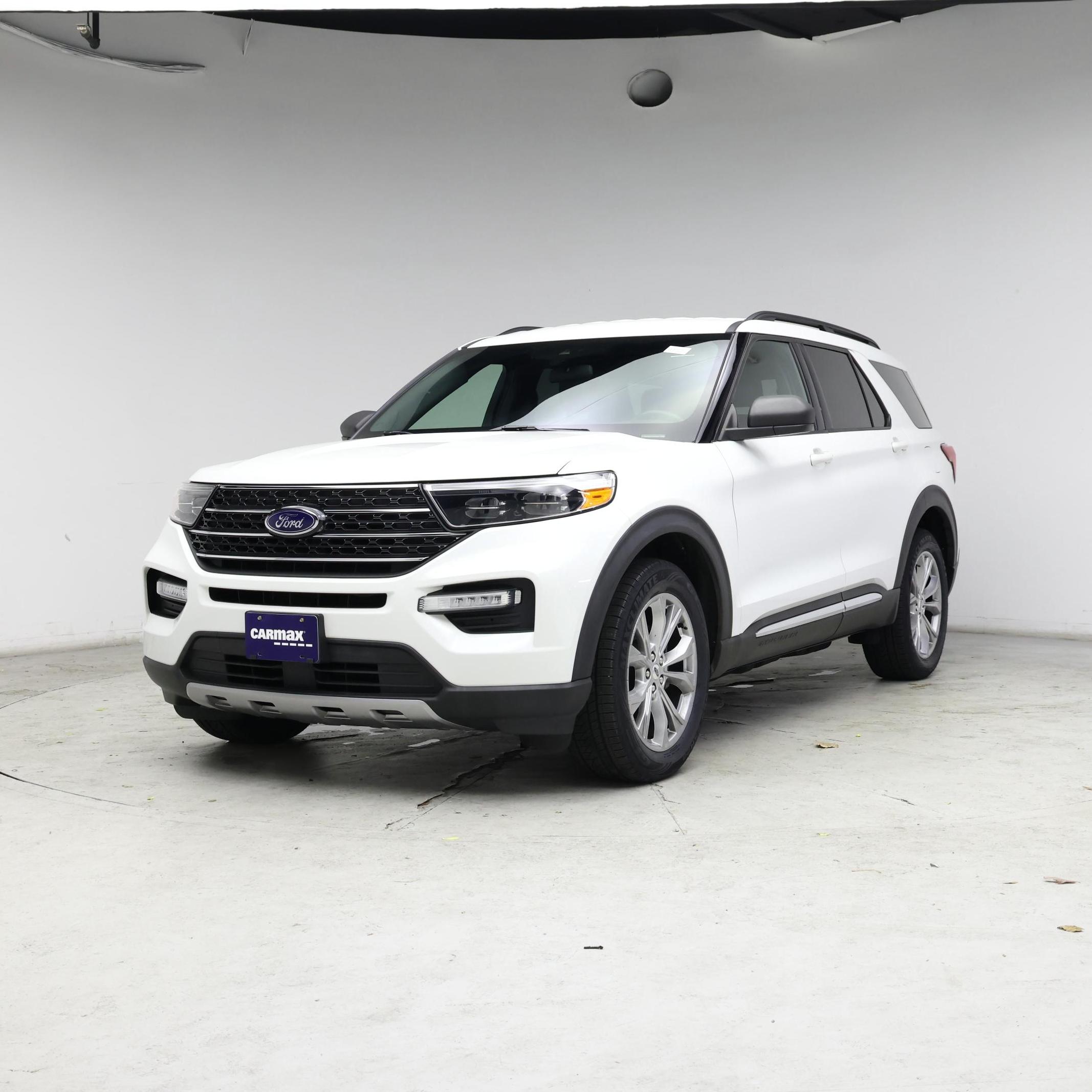 Thumbnail: 2020 Ford Explorer - 4