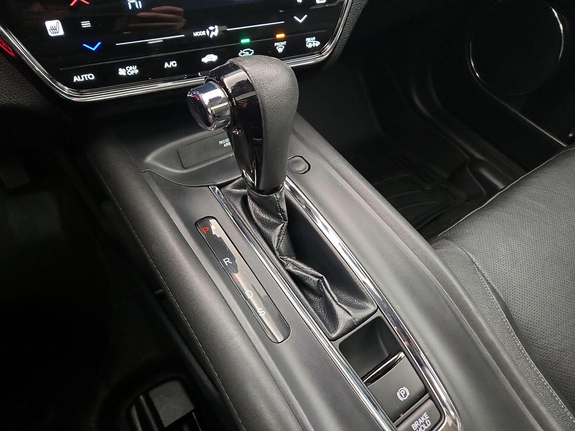 Thumbnail: 2021 Honda HR-V - 17