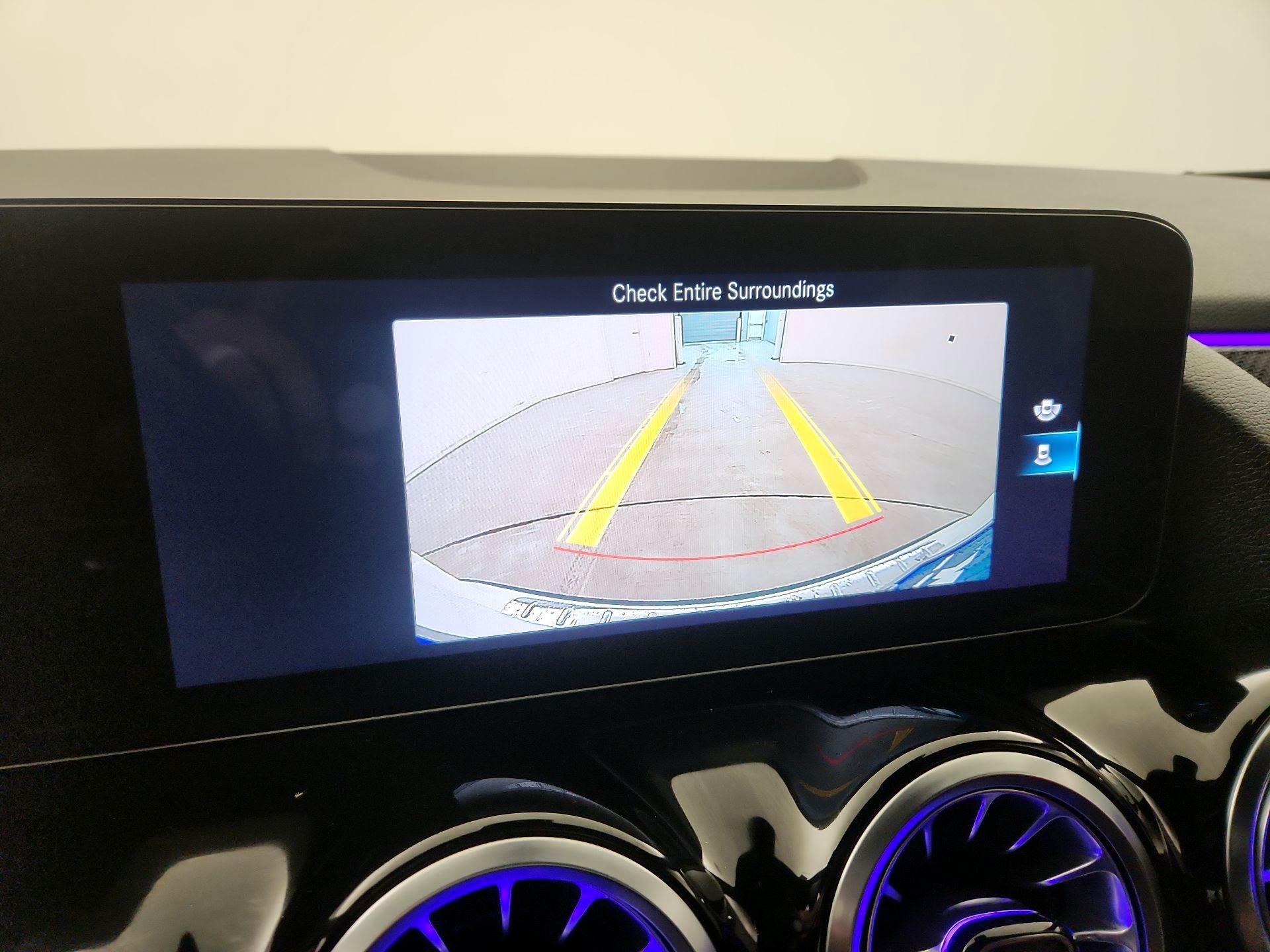 Thumbnail: 2023 Mercedes-Benz GLA - 14