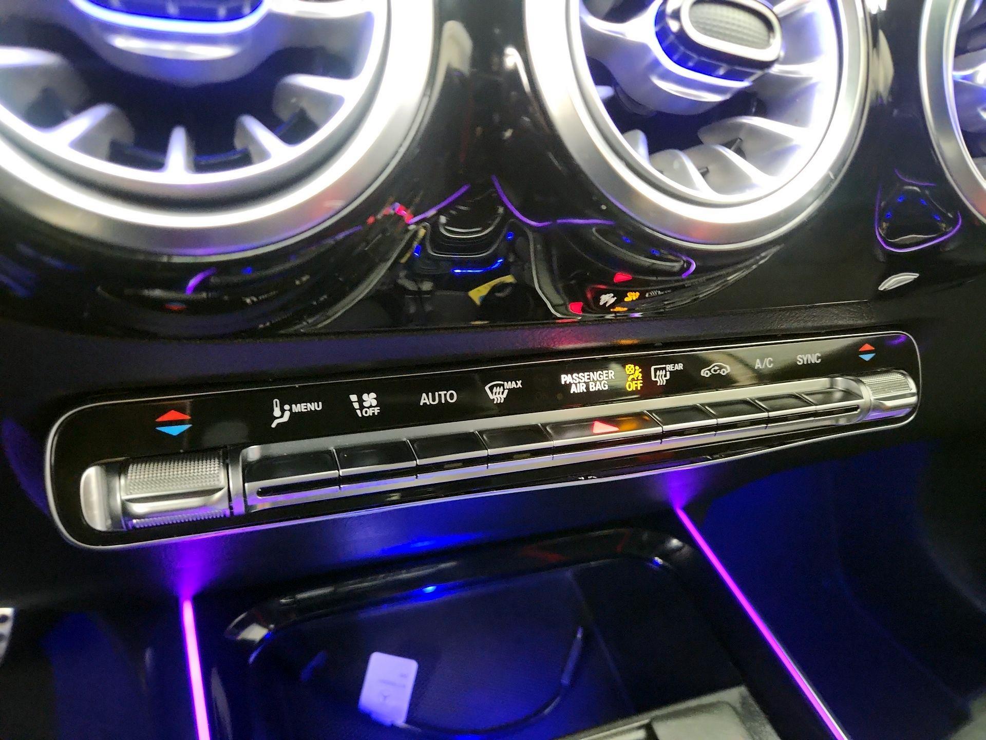 Thumbnail: 2023 Mercedes-Benz GLA - 16