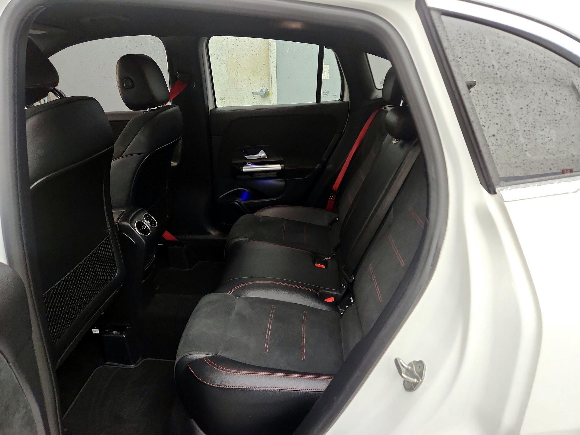 Thumbnail: 2023 Mercedes-Benz GLA - 19