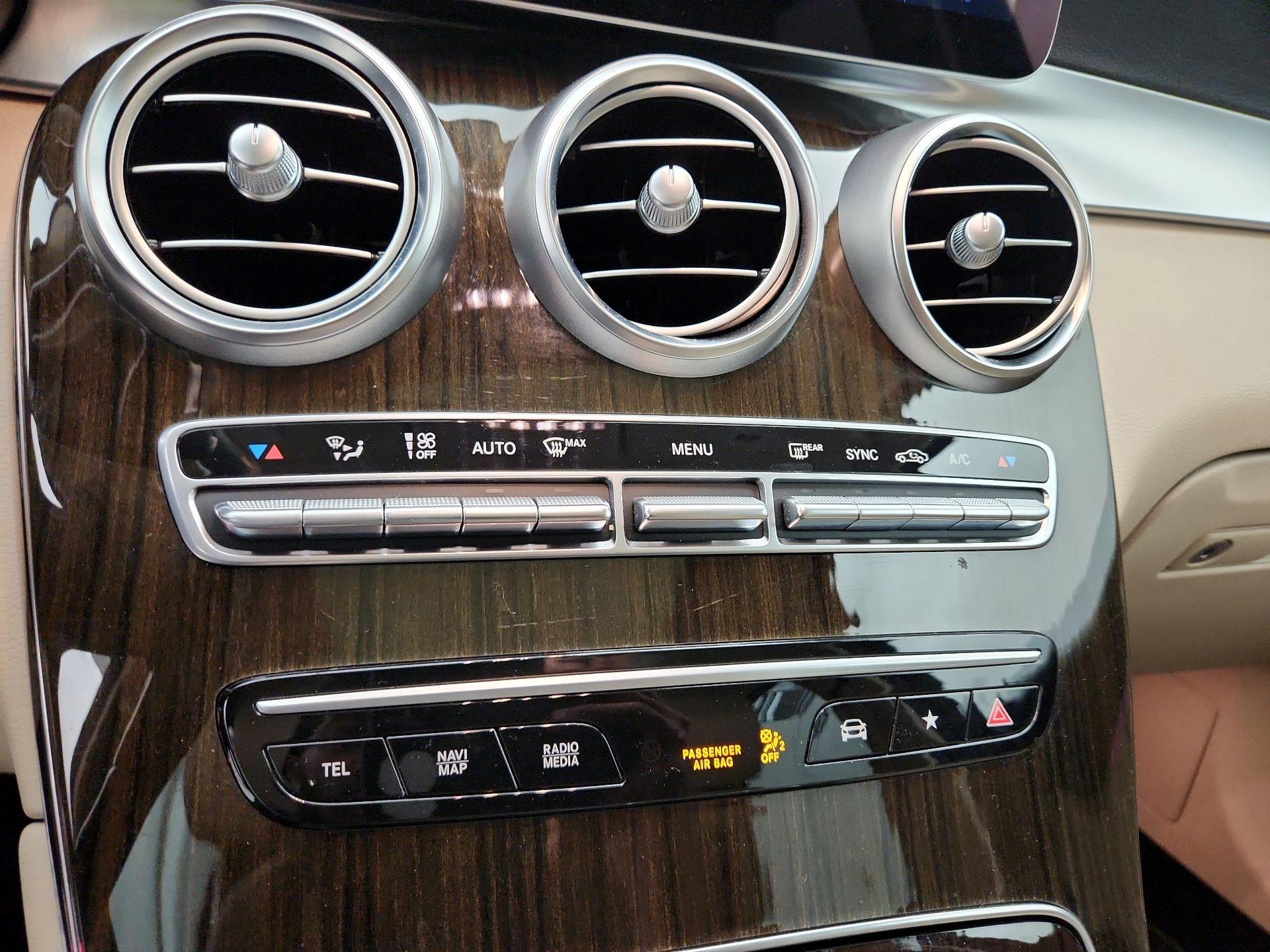 Thumbnail: 2020 Mercedes-Benz GLC - 16