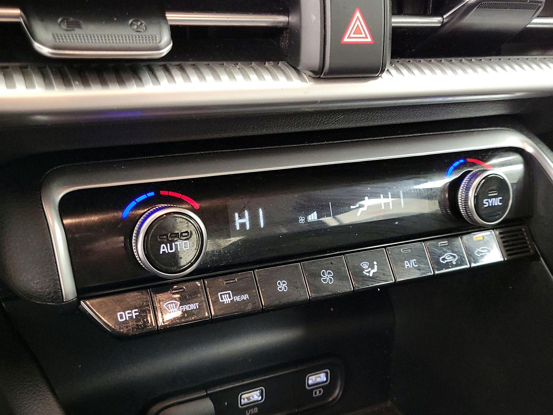 Thumbnail: 2021 Kia K5 - 16