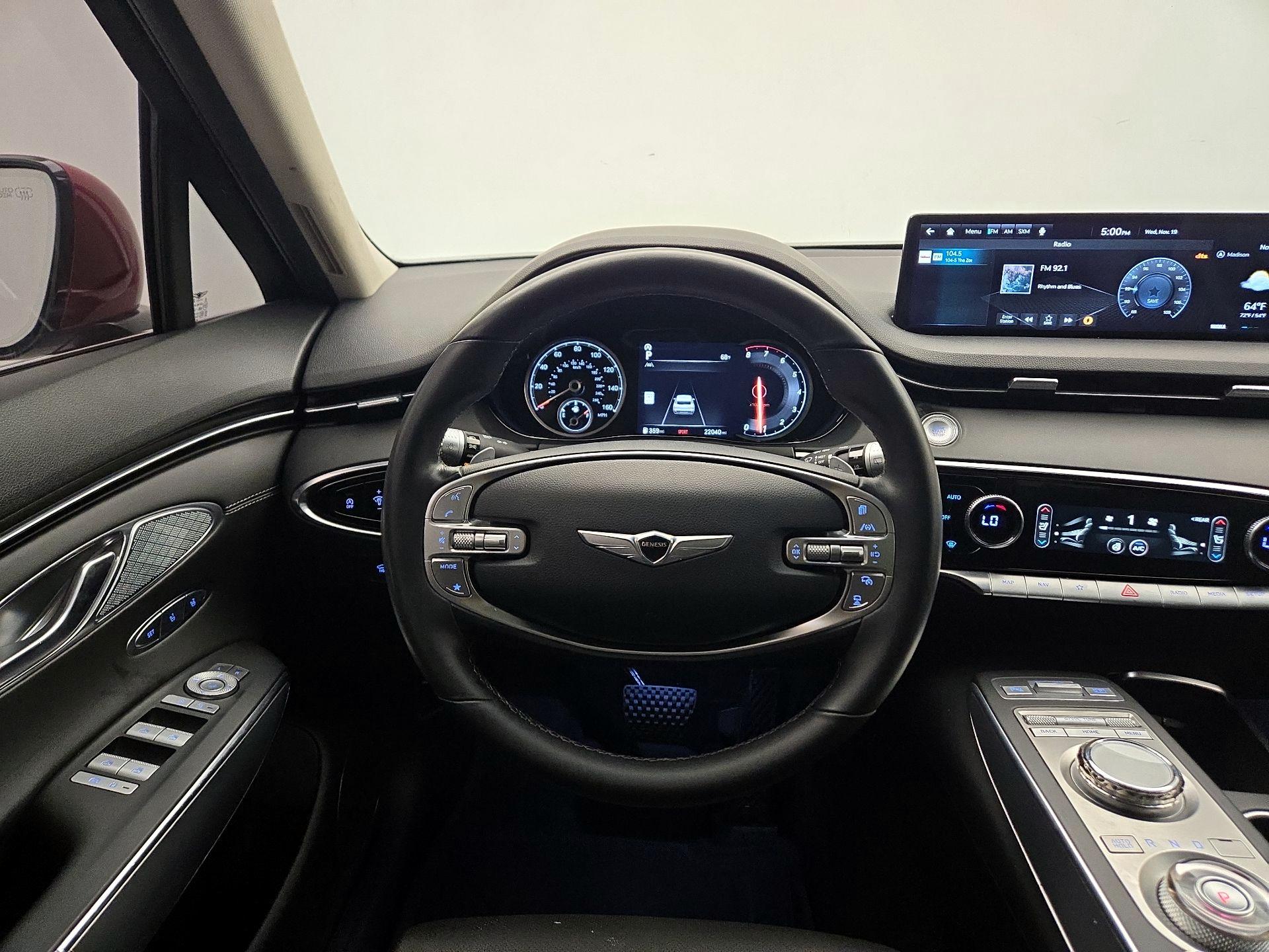 Thumbnail: 2023 Genesis GV70 - 10