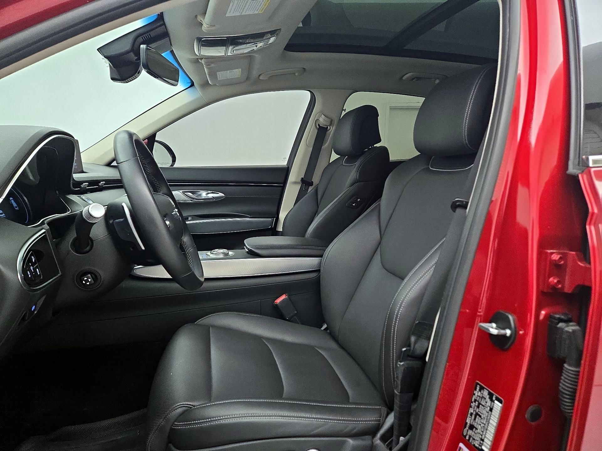 Thumbnail: 2023 Genesis GV70 - 11