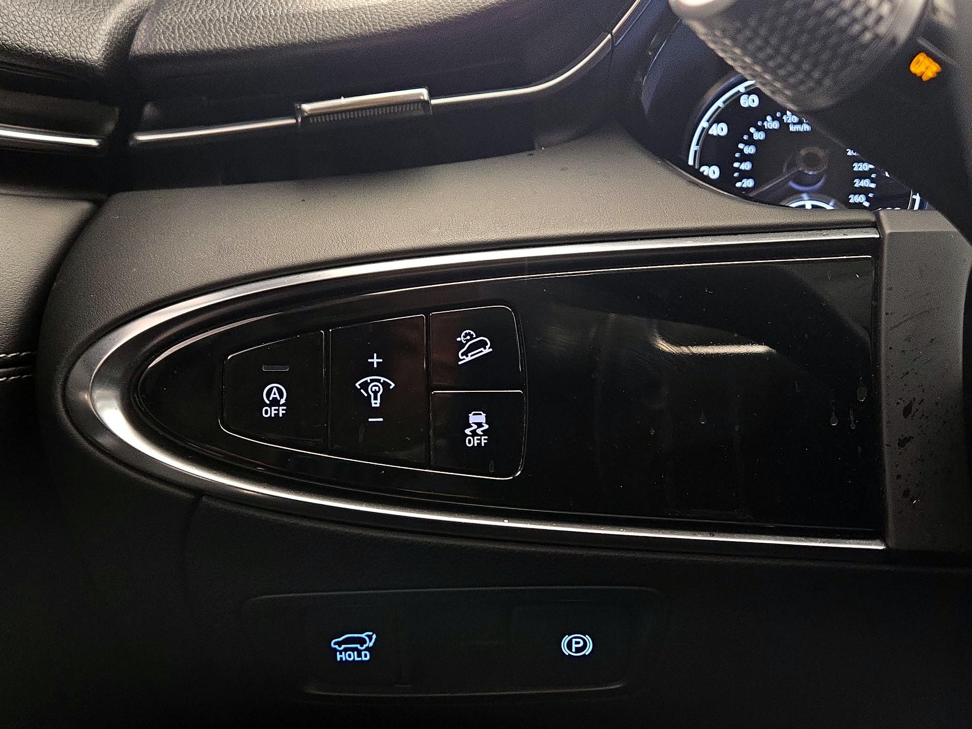 Thumbnail: 2023 Genesis GV70 - 13