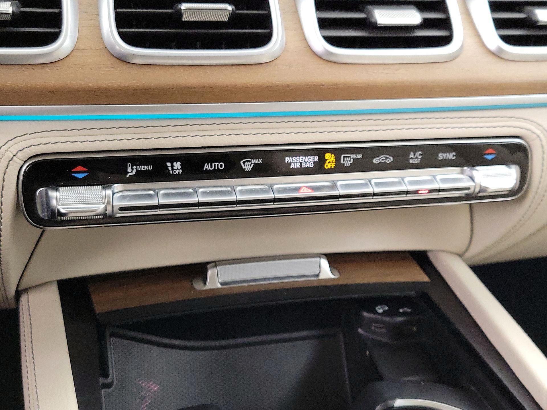 Thumbnail: 2022 Mercedes-Benz GLE - 17