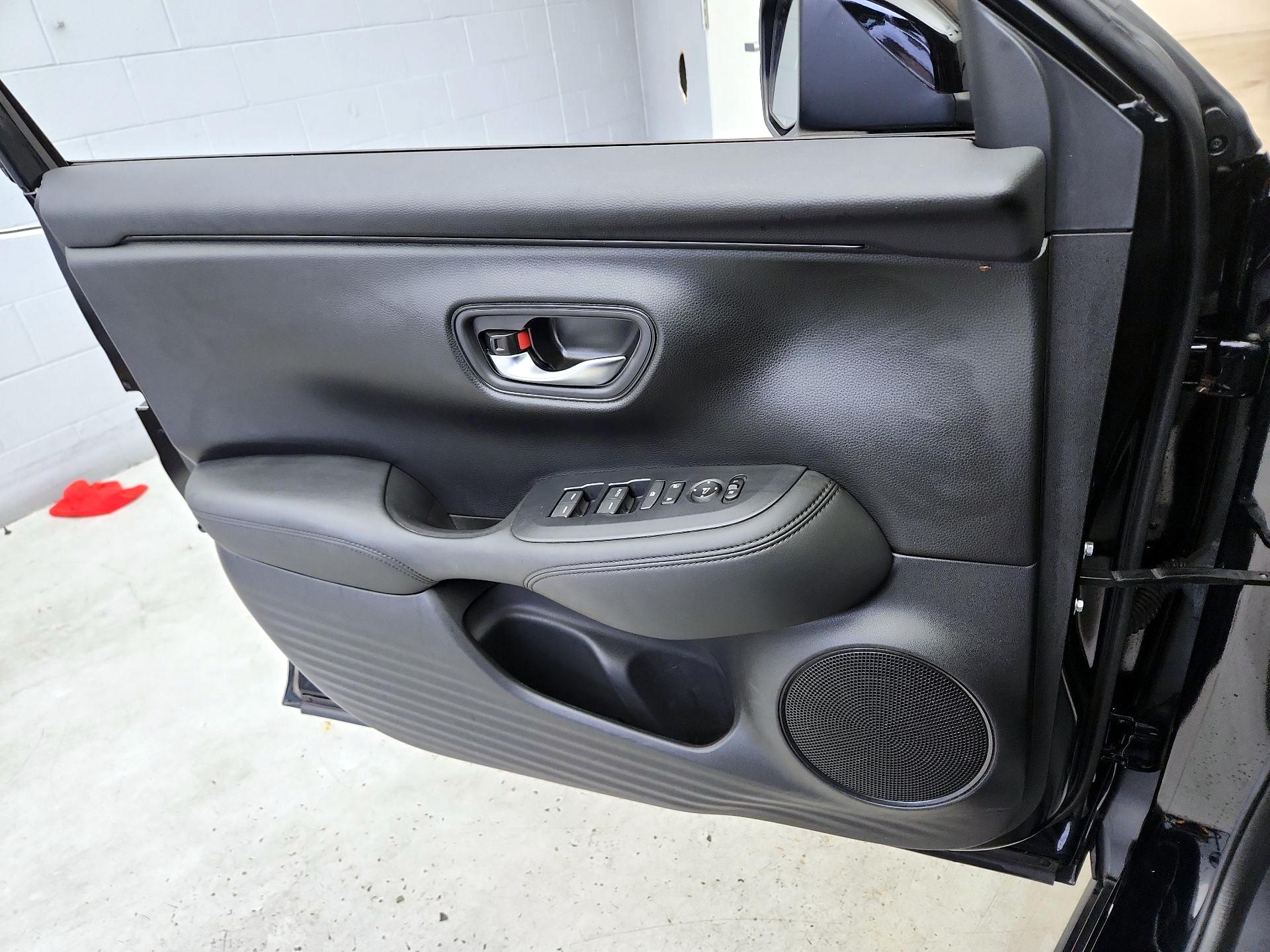 Thumbnail: 2023 Honda HR-V - 12