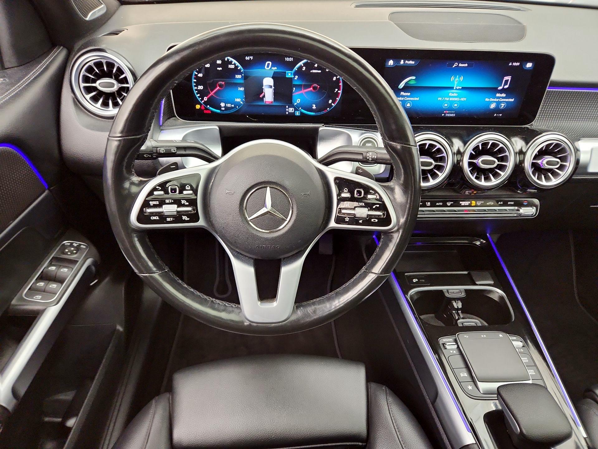 Thumbnail: 2021 Mercedes-Benz GLB - 10