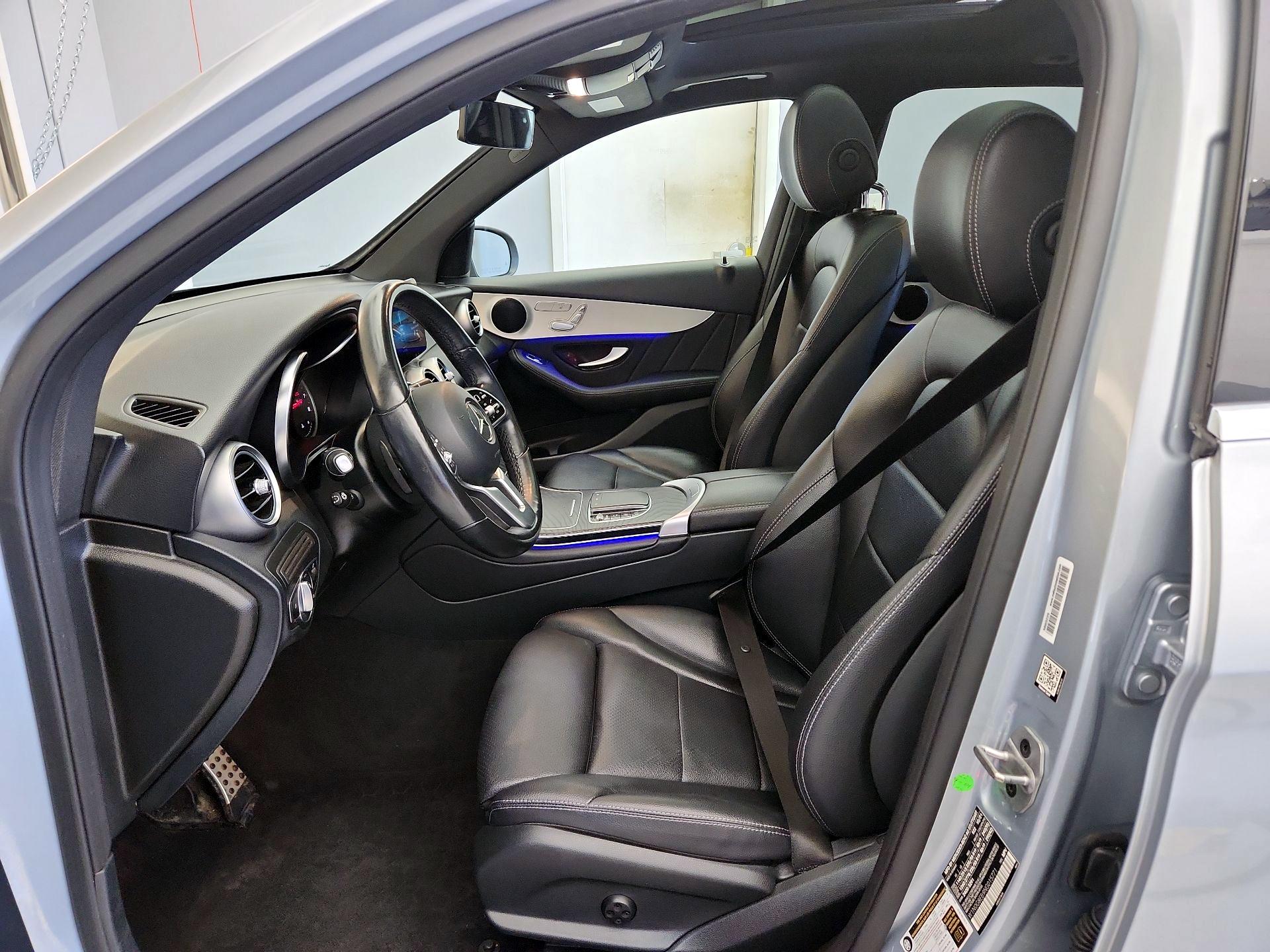 Thumbnail: 2022 Mercedes-Benz GLC - 11