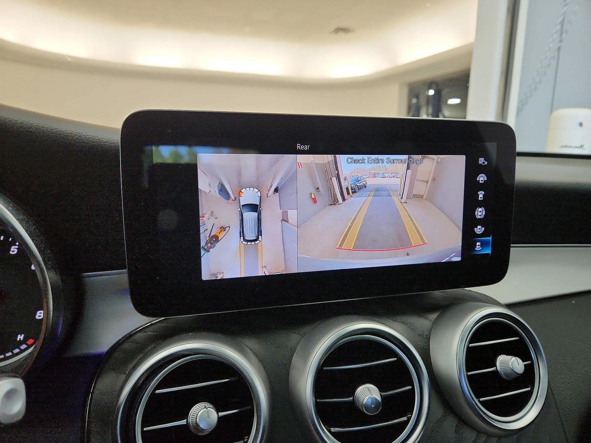 Thumbnail: 2022 Mercedes-Benz GLC - 14