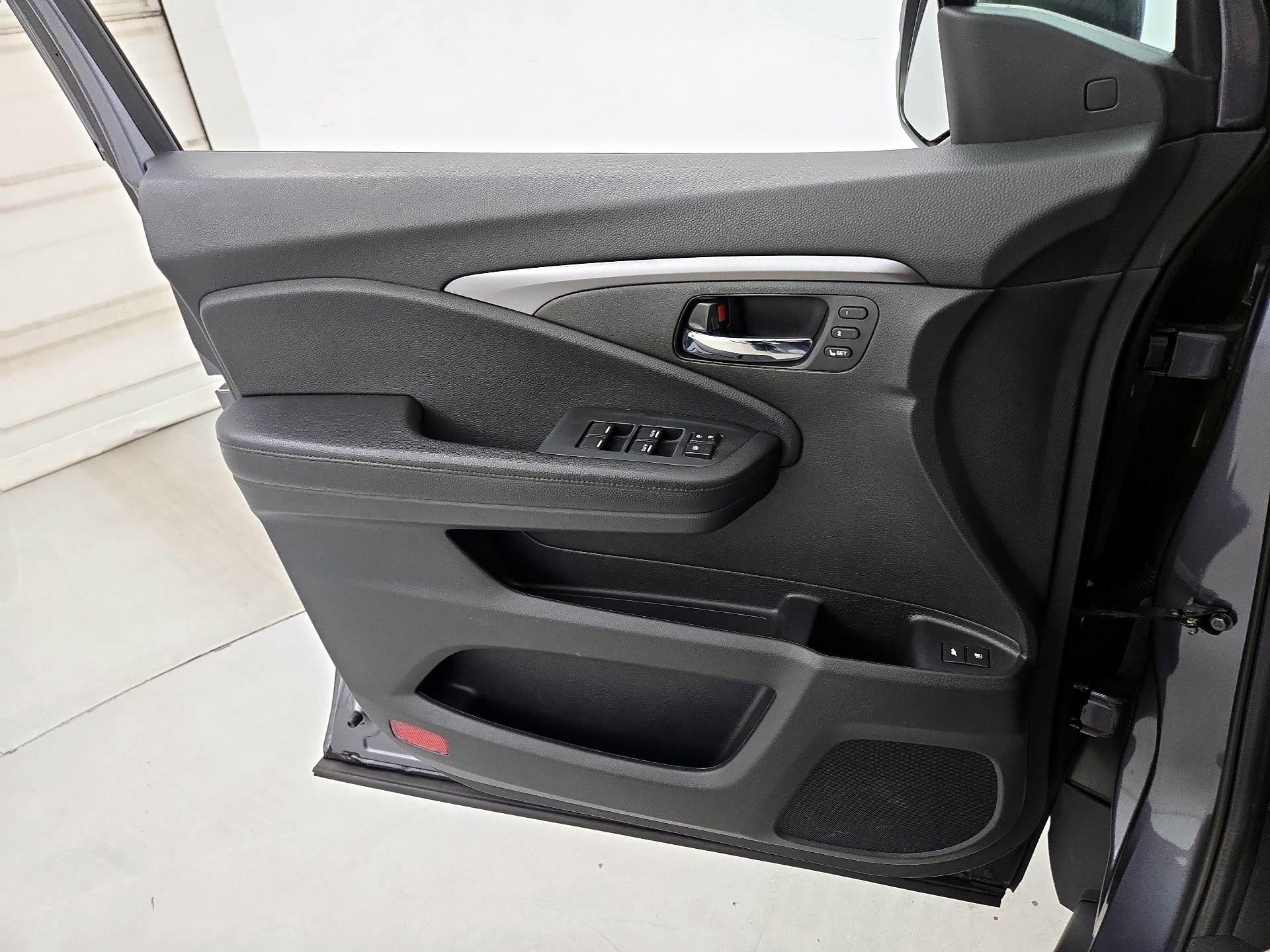 Thumbnail: 2022 Honda Pilot - 12