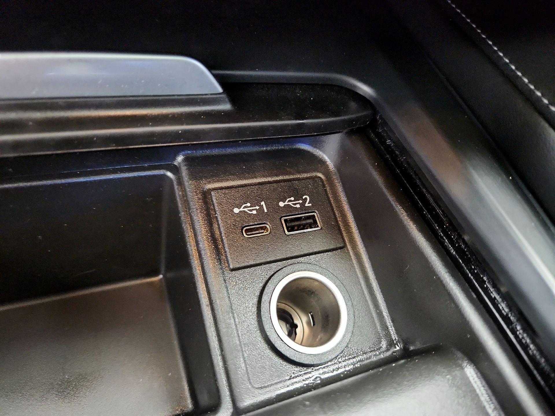 Thumbnail: 2023 INFINITI QX55 - 18