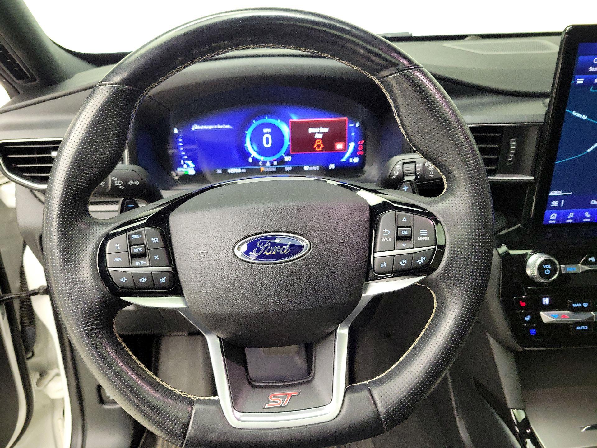 Thumbnail: 2021 Ford Explorer - 10