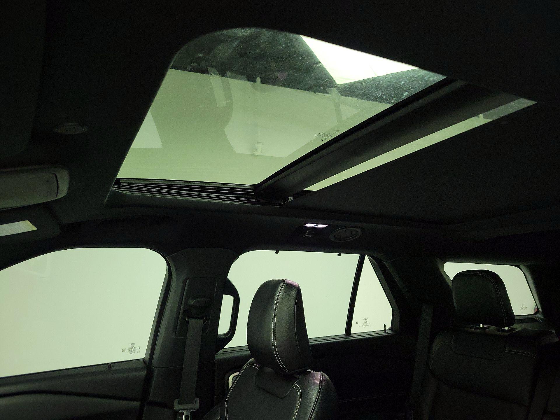 Thumbnail: 2021 Ford Explorer - 20