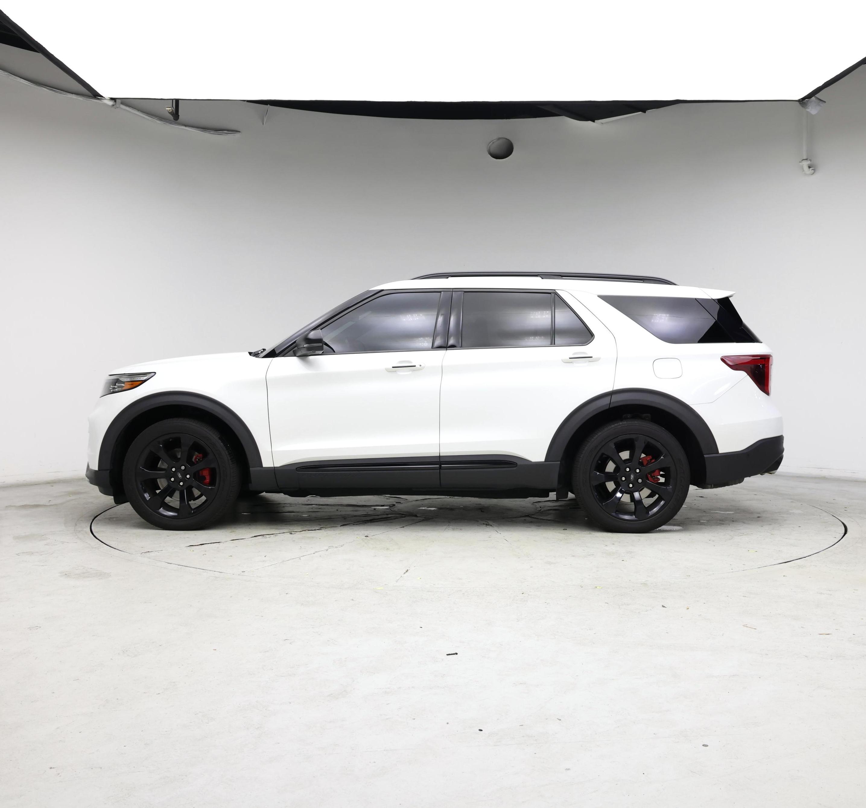 Thumbnail: 2021 Ford Explorer - 3