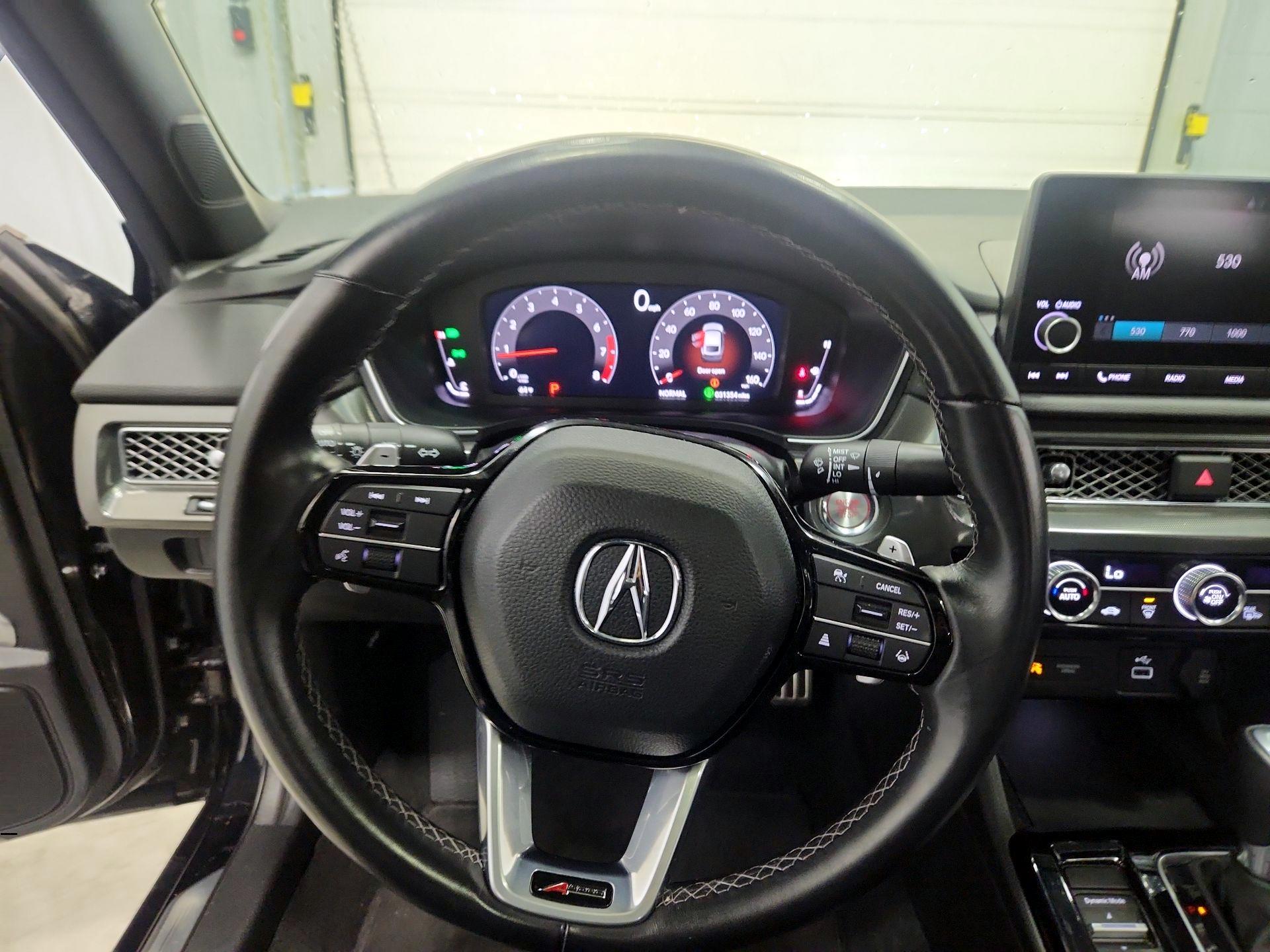 Thumbnail: 2023 Acura Integra - 10