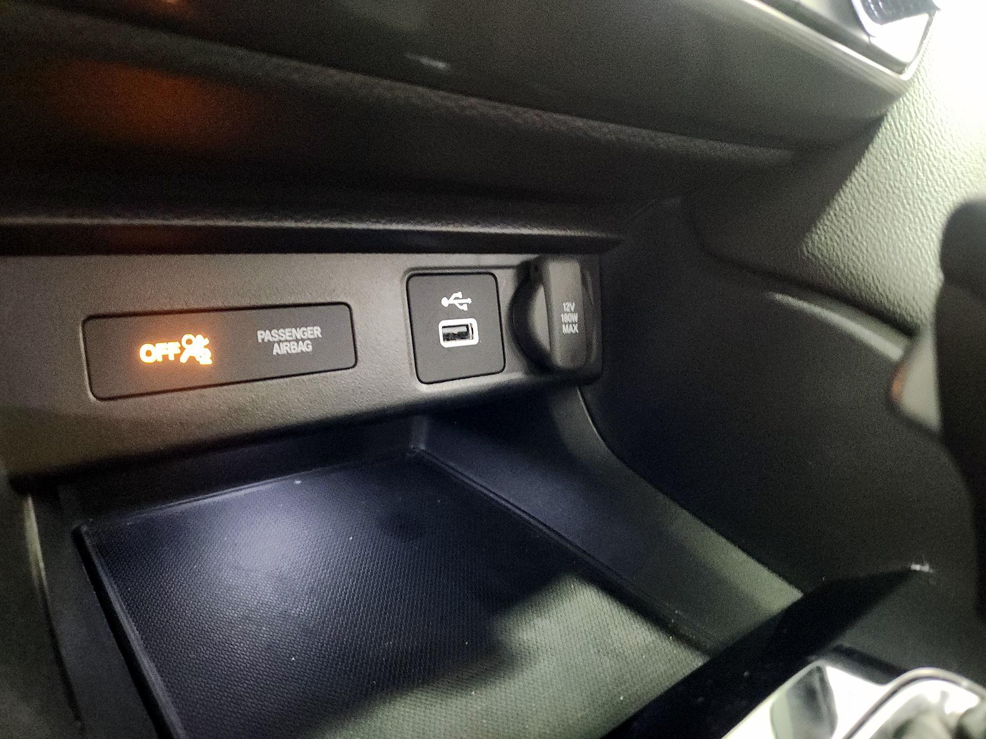 Thumbnail: 2023 Acura Integra - 18