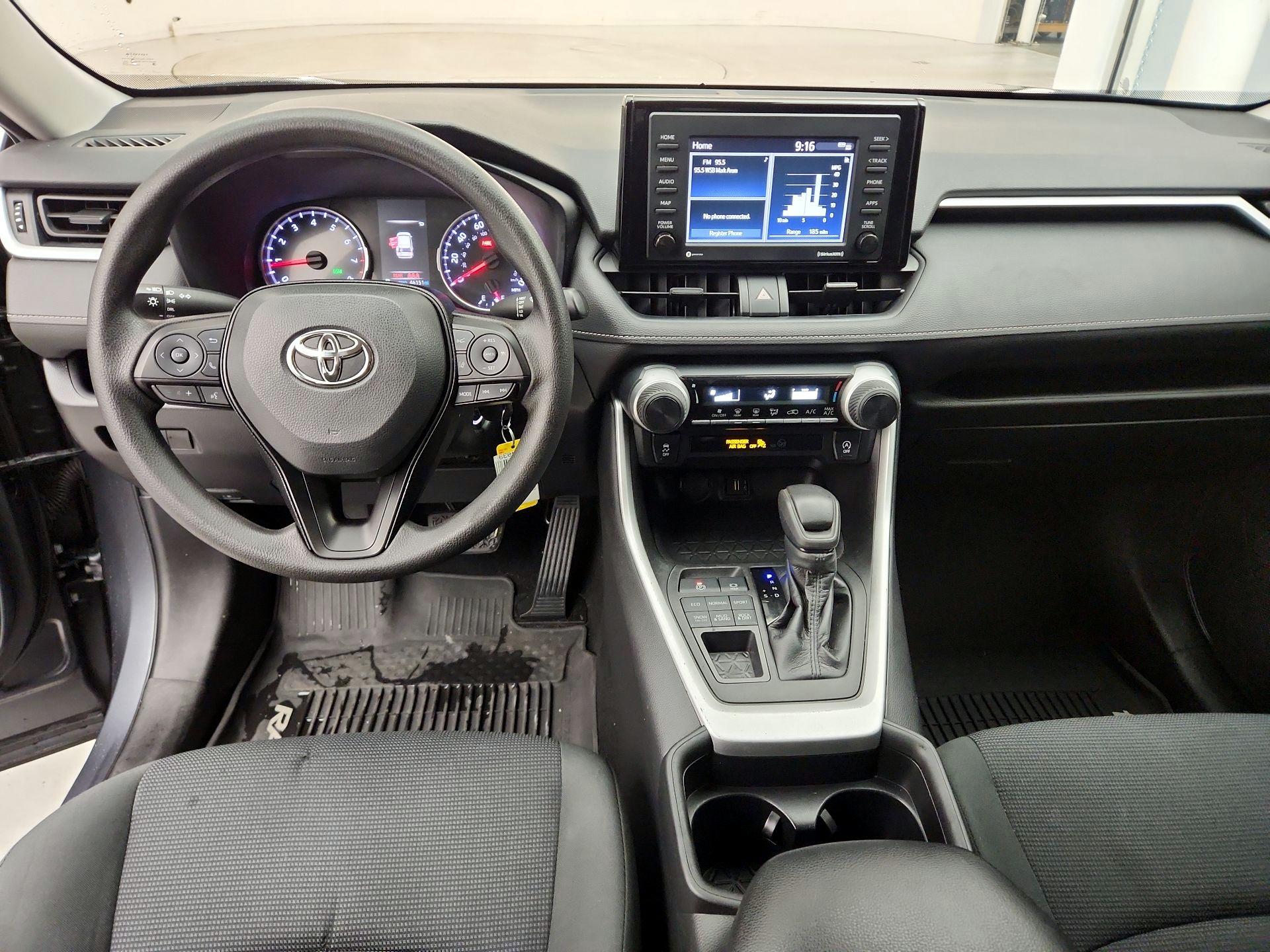 Thumbnail: 2021 Toyota RAV4 - 9