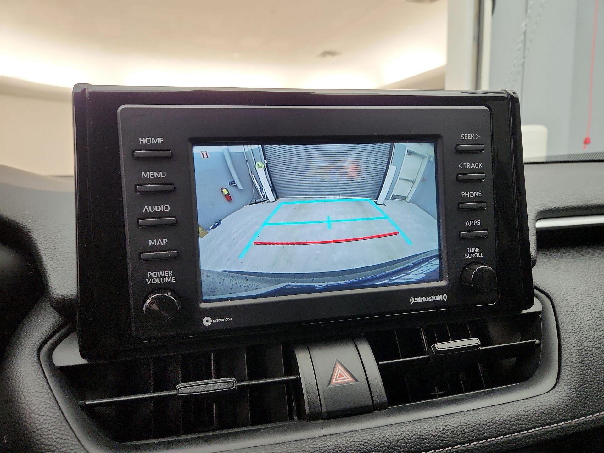 Thumbnail: 2021 Toyota RAV4 - 14