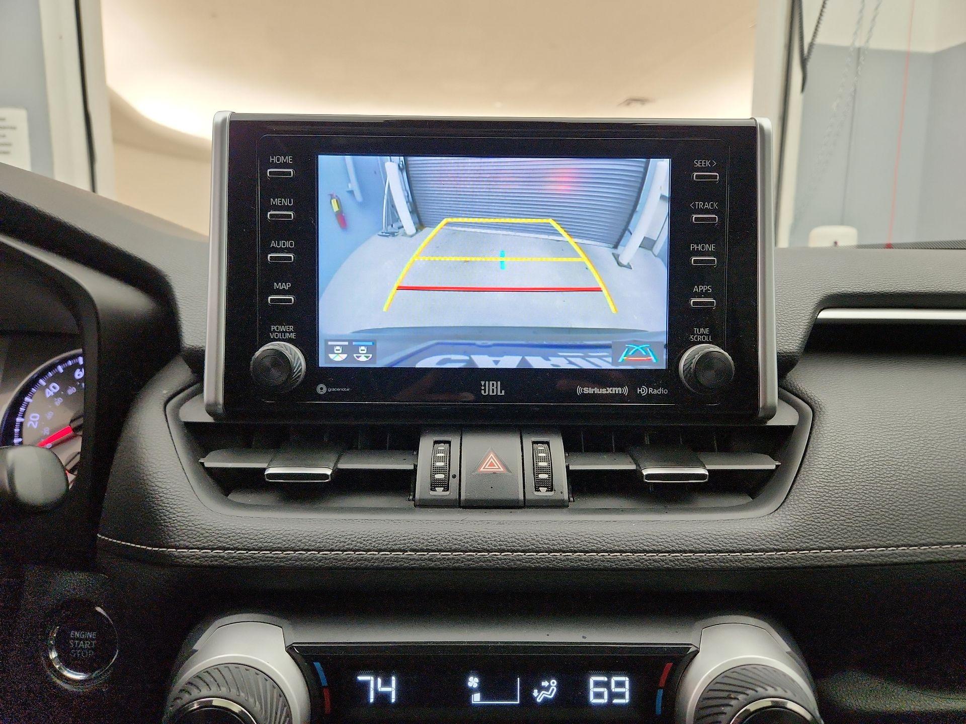 Thumbnail: 2020 Toyota RAV4 - 14