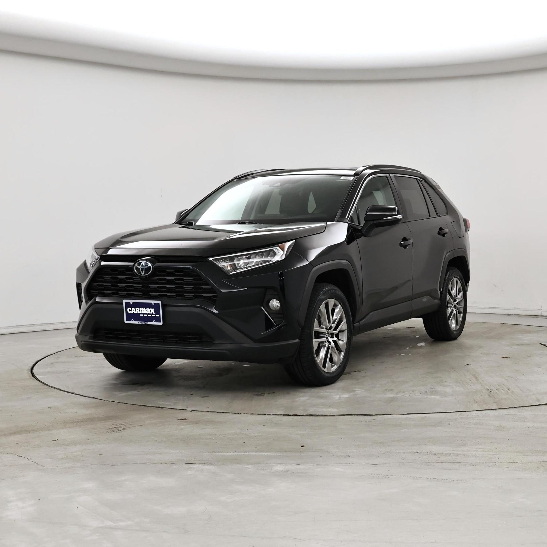 Thumbnail: 2020 Toyota RAV4 - 4