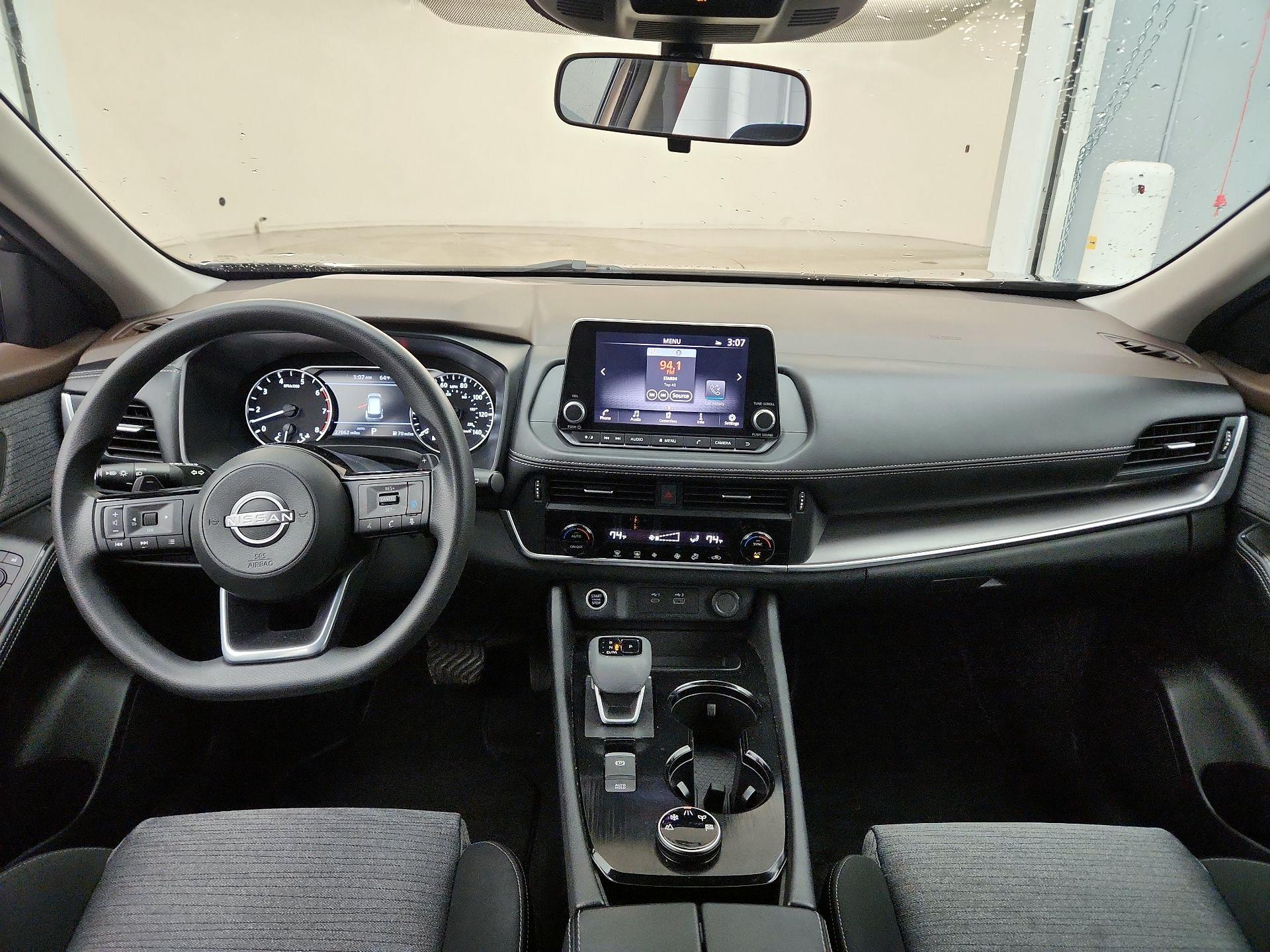 Thumbnail: 2023 Nissan Rogue - 9