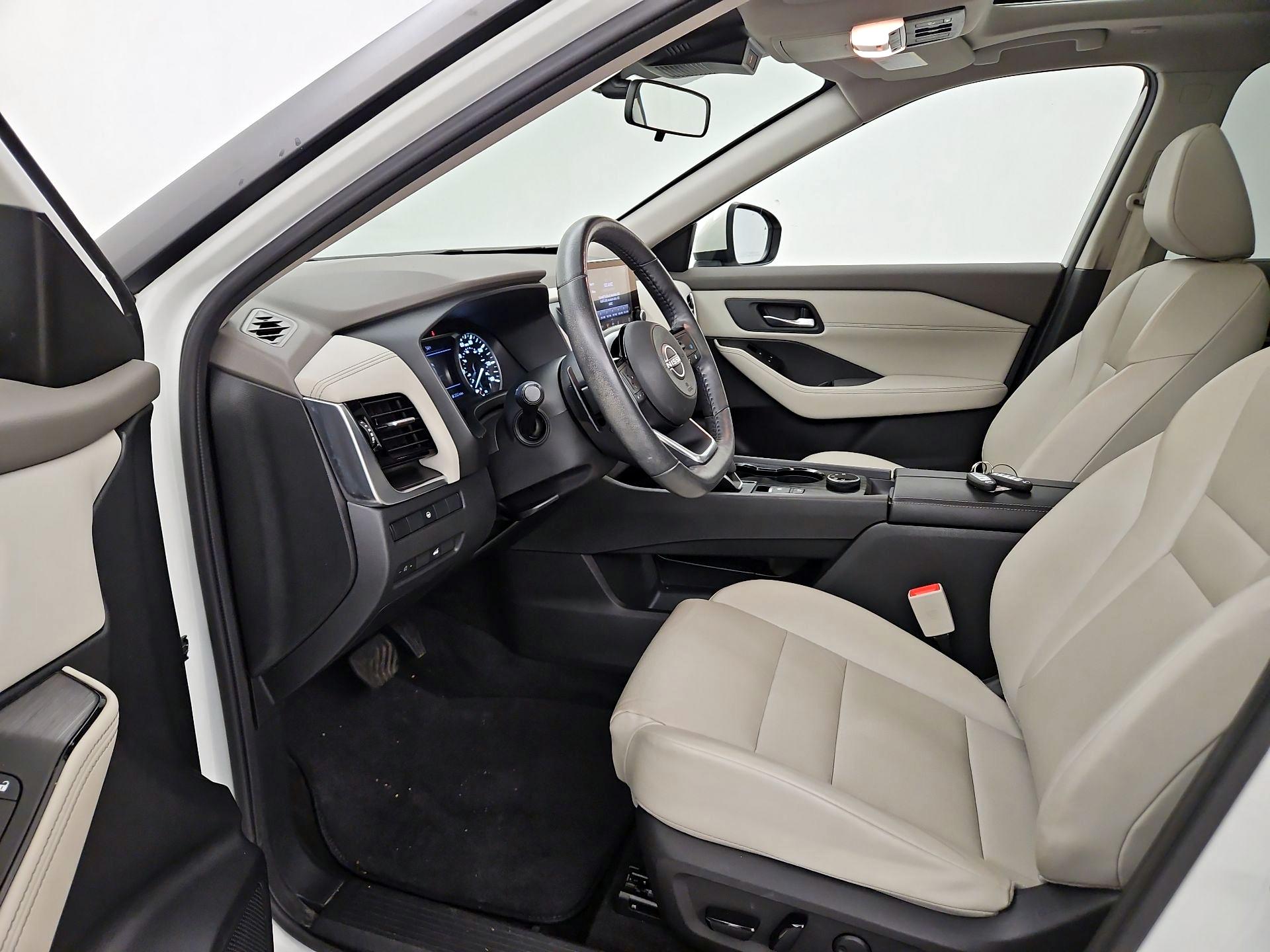 Thumbnail: 2022 Nissan Rogue - 11