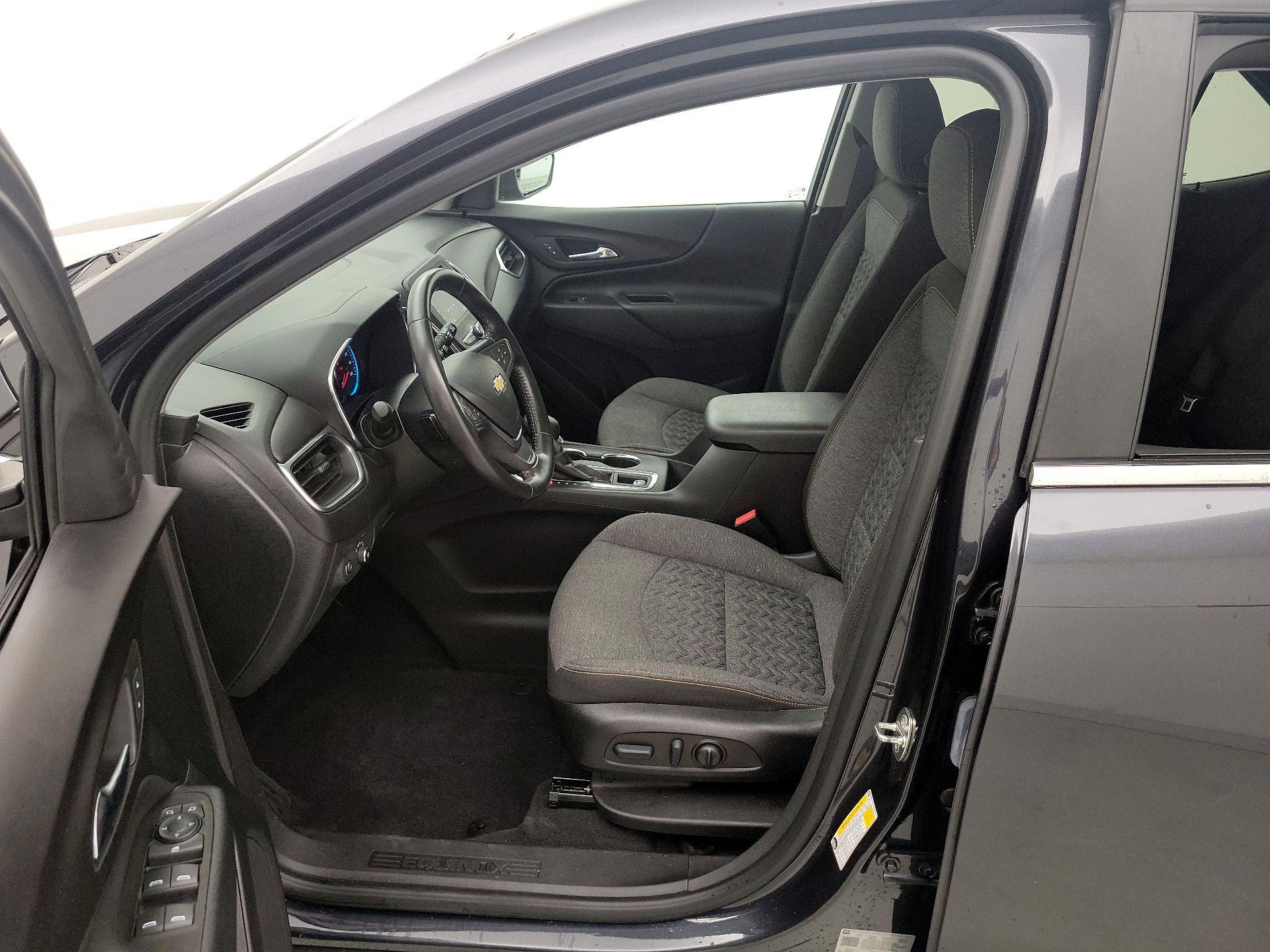 Thumbnail: 2022 Chevrolet Equinox - 11