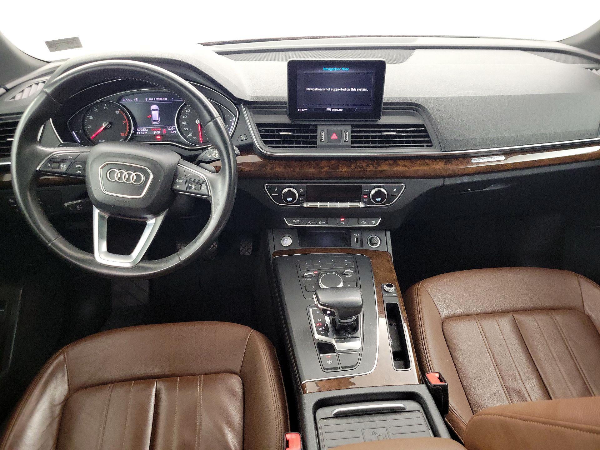 Thumbnail: 2020 Audi Q5 - 9