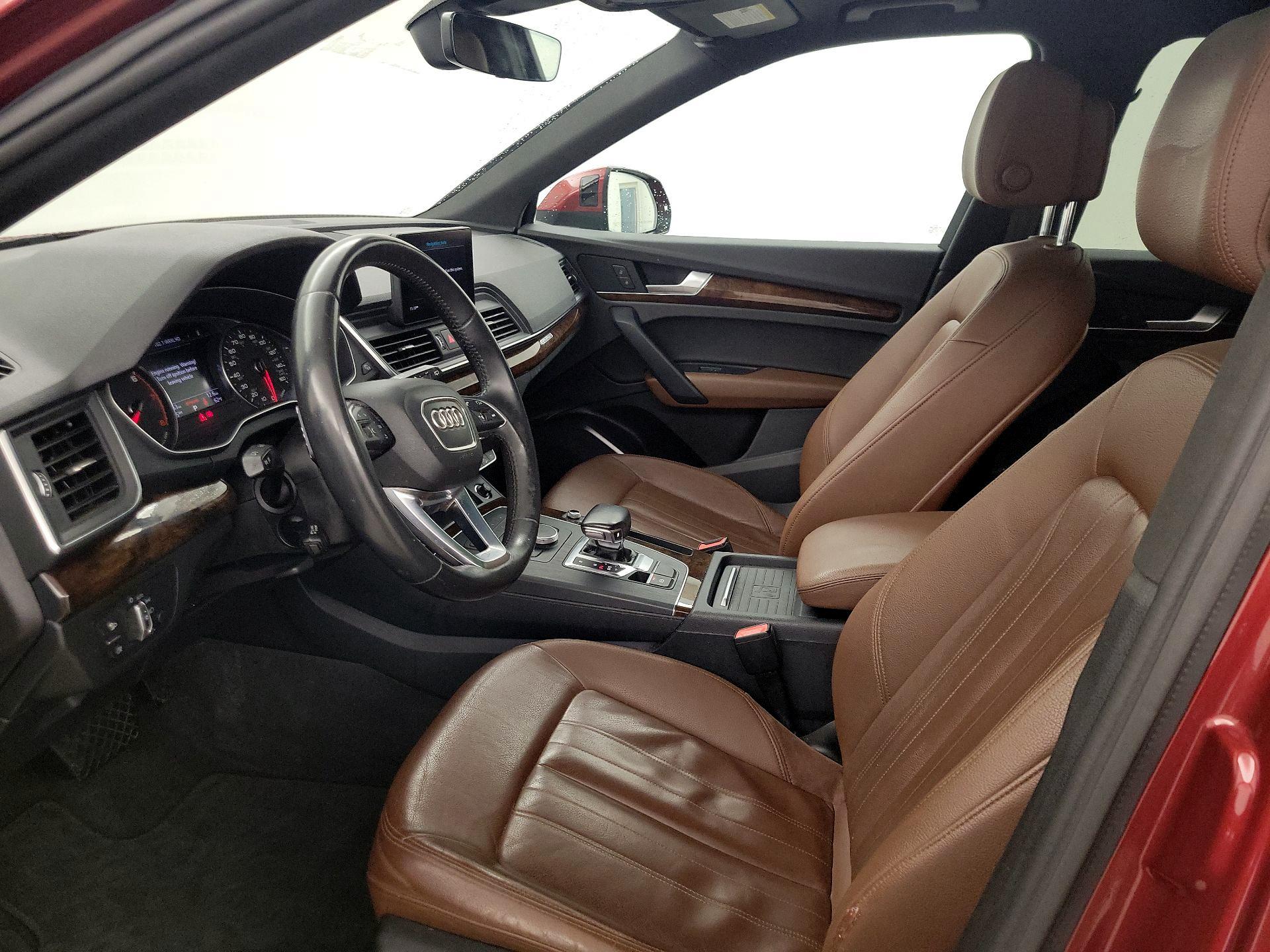 Thumbnail: 2020 Audi Q5 - 11