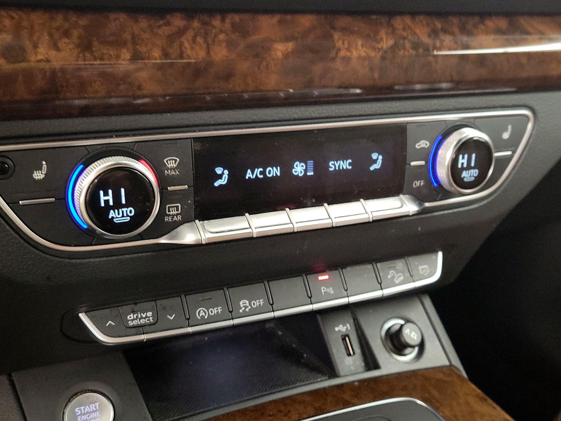 Thumbnail: 2020 Audi Q5 - 16