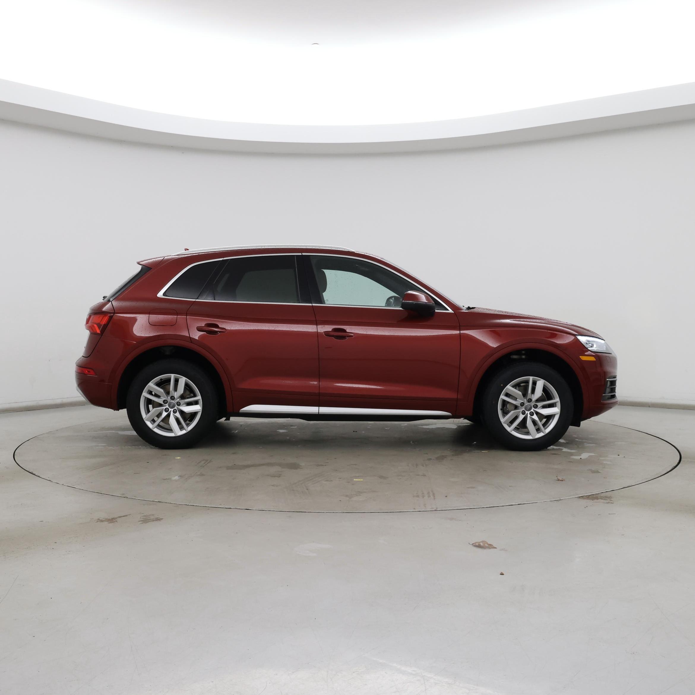 Thumbnail: 2020 Audi Q5 - 7