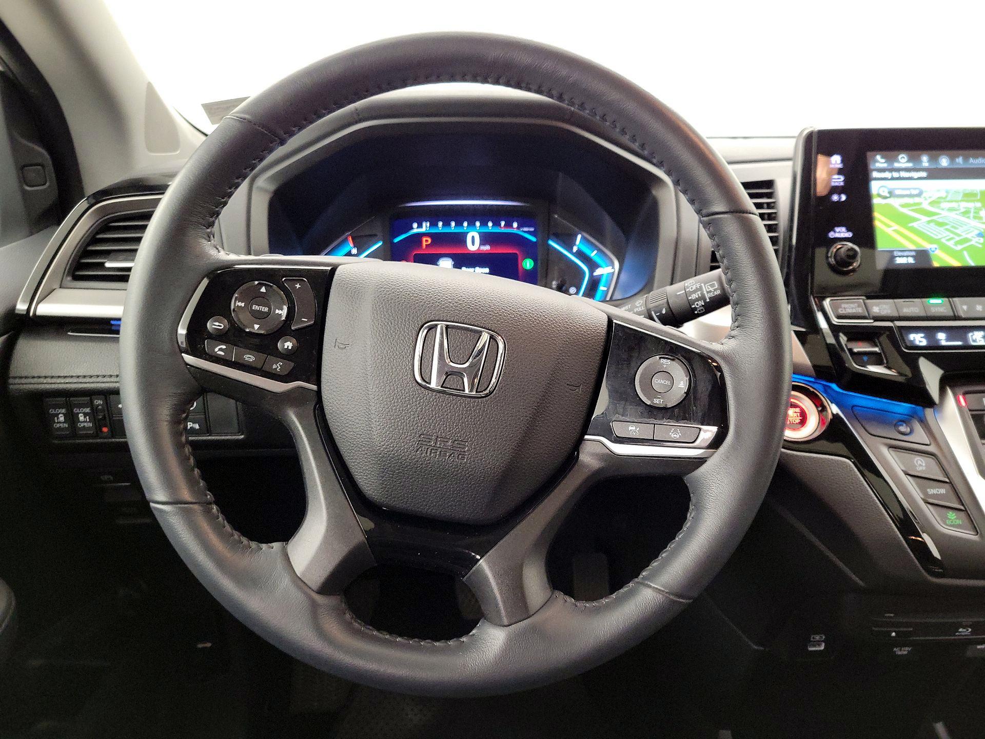 Thumbnail: 2023 Honda Odyssey - 10