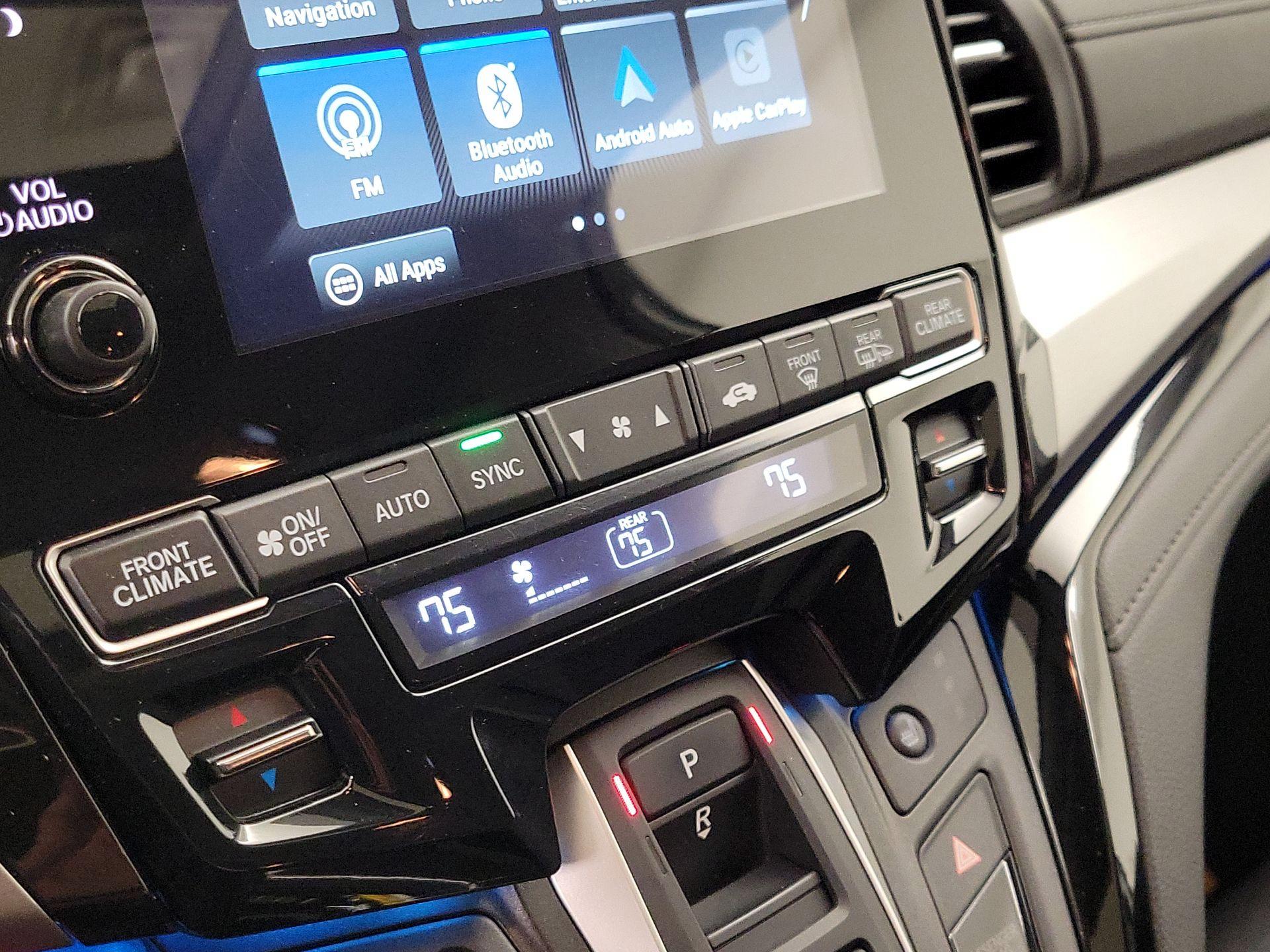 Thumbnail: 2023 Honda Odyssey - 17