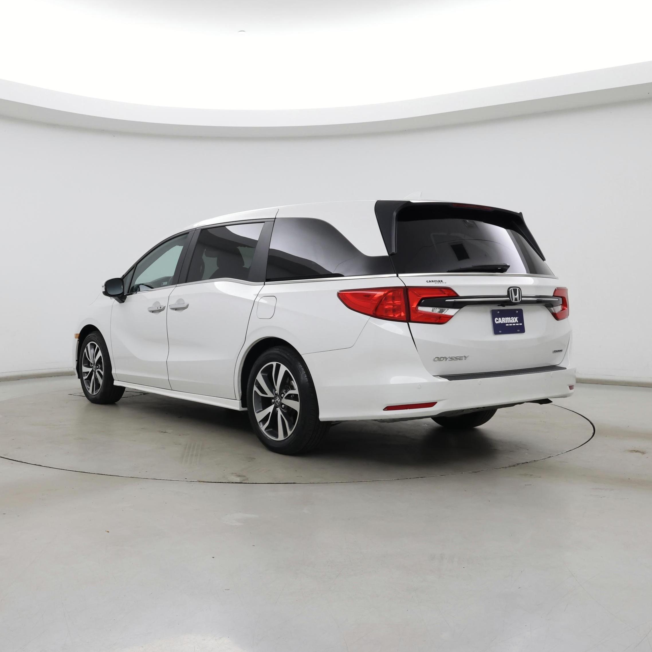 Thumbnail: 2023 Honda Odyssey - 2