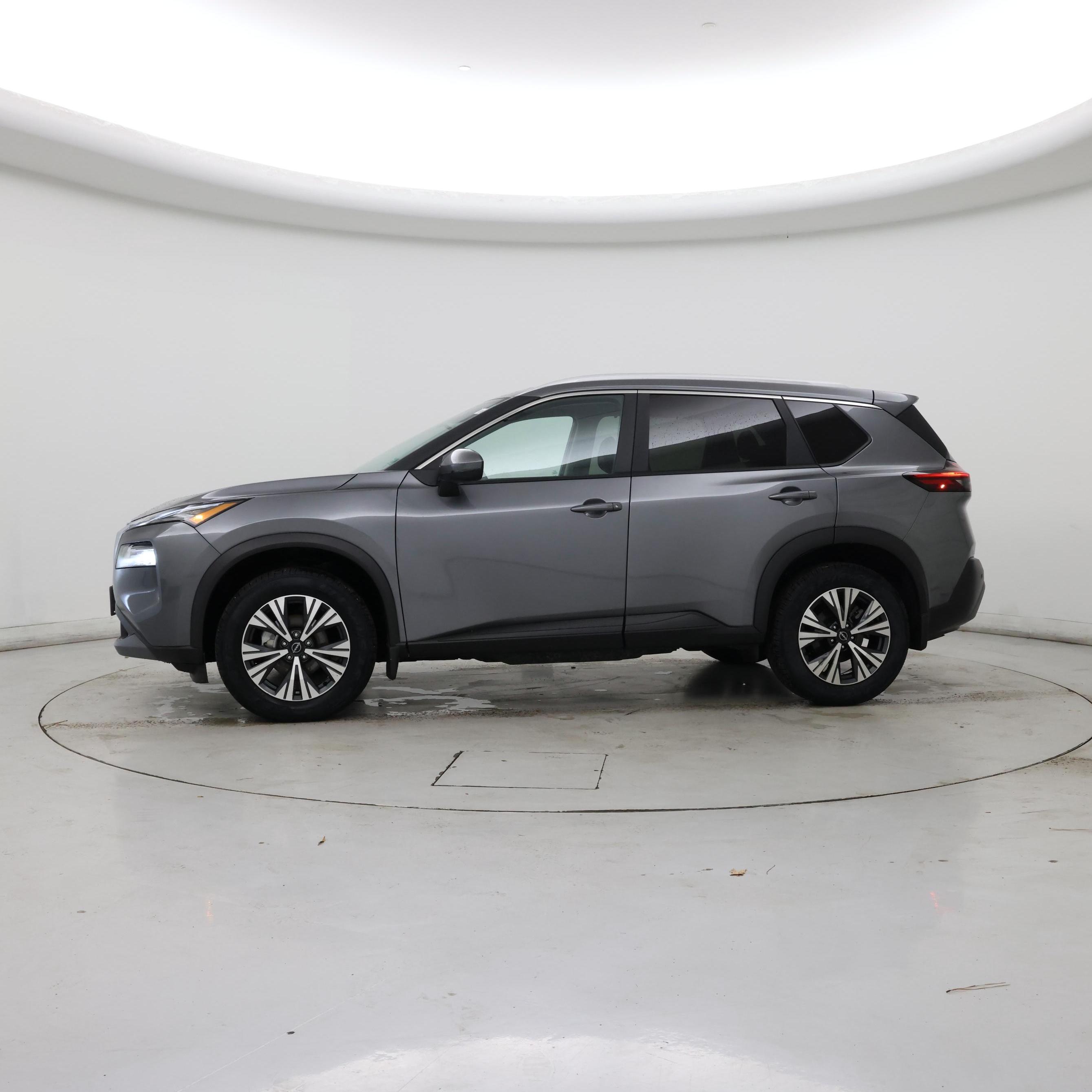 Thumbnail: 2023 Nissan Rogue - 3