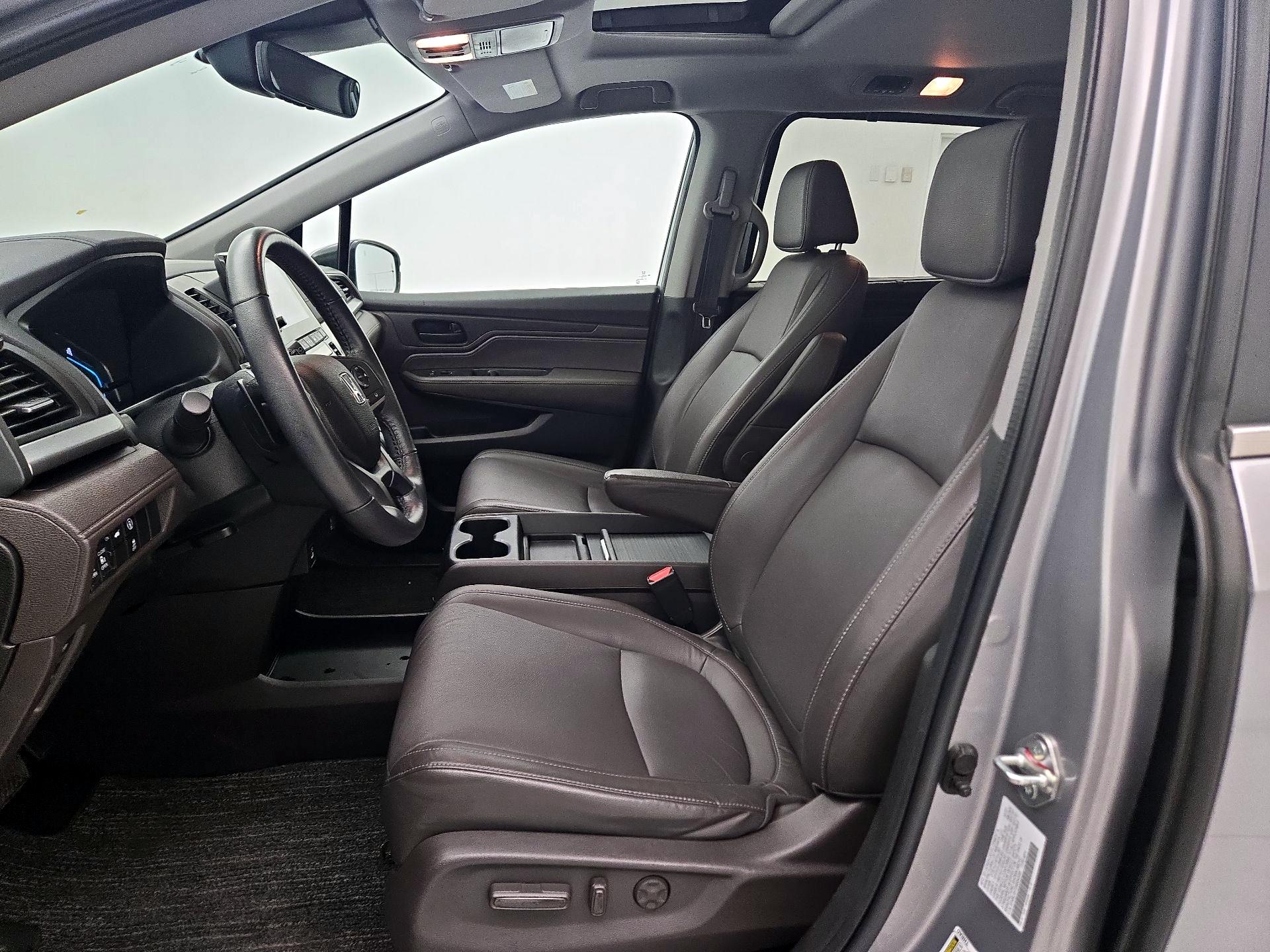 Thumbnail: 2022 Honda Odyssey - 11