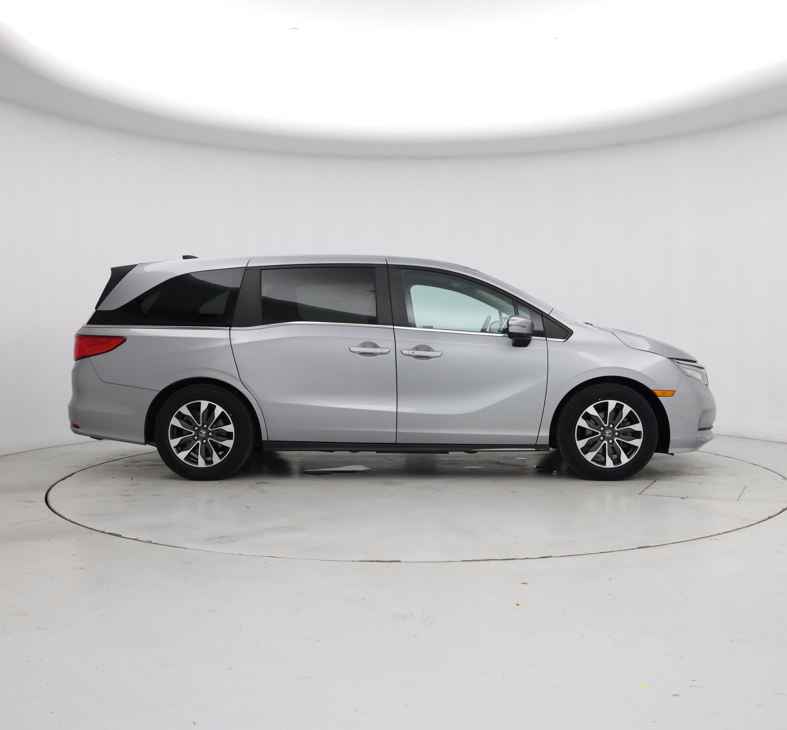 Thumbnail: 2022 Honda Odyssey - 7