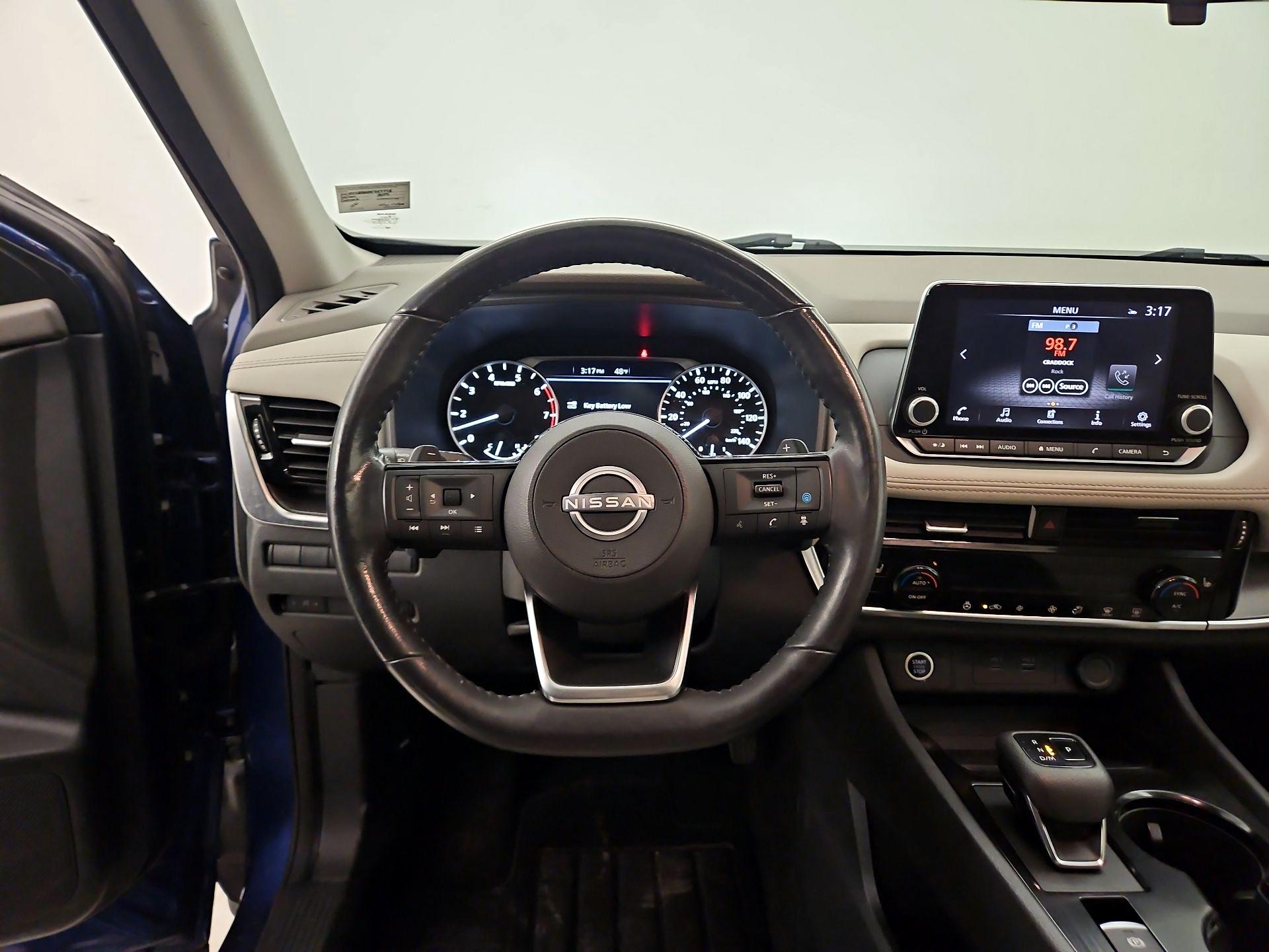 Thumbnail: 2023 Nissan Rogue - 10