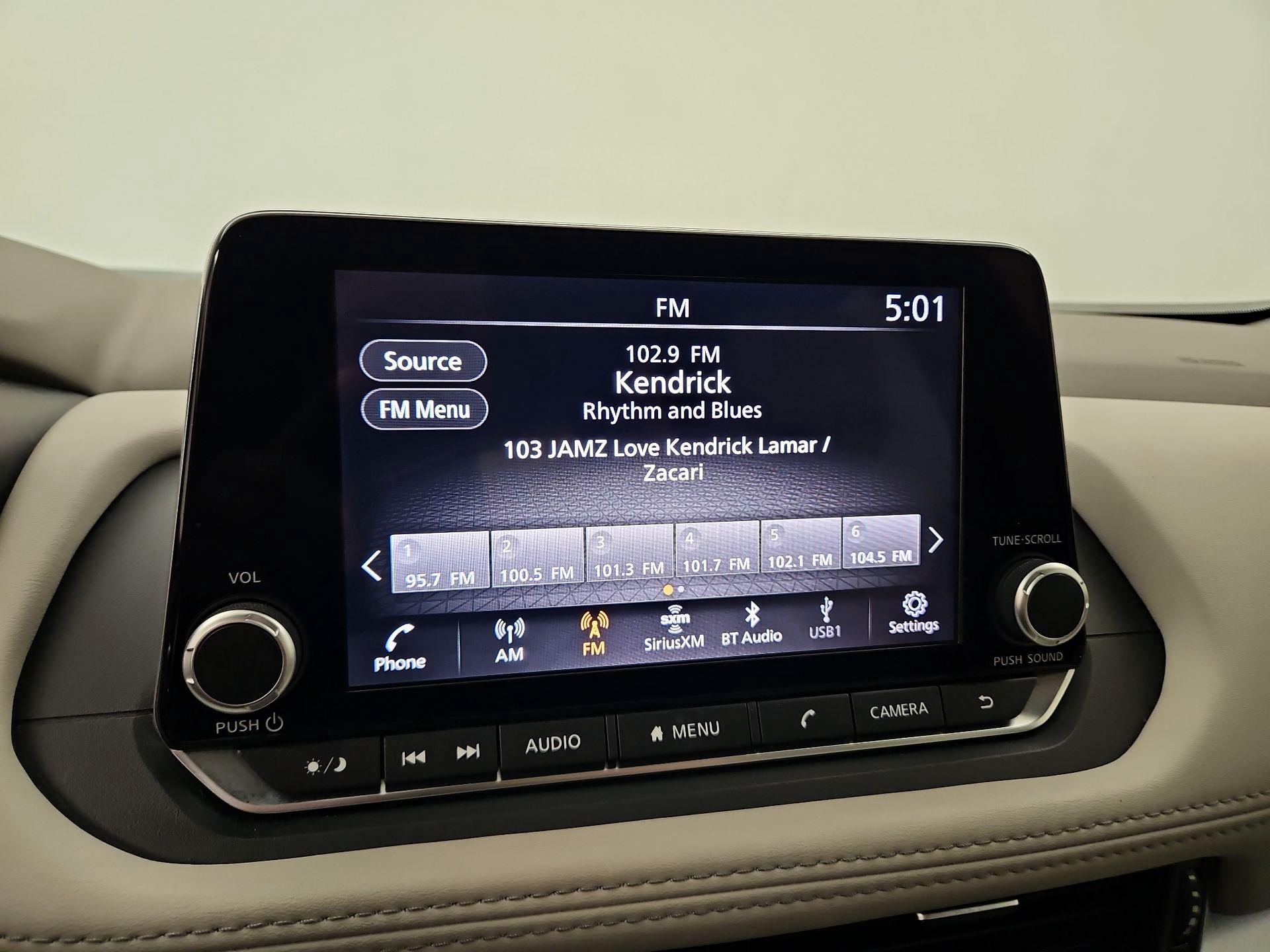 Thumbnail: 2023 Nissan Rogue - 15